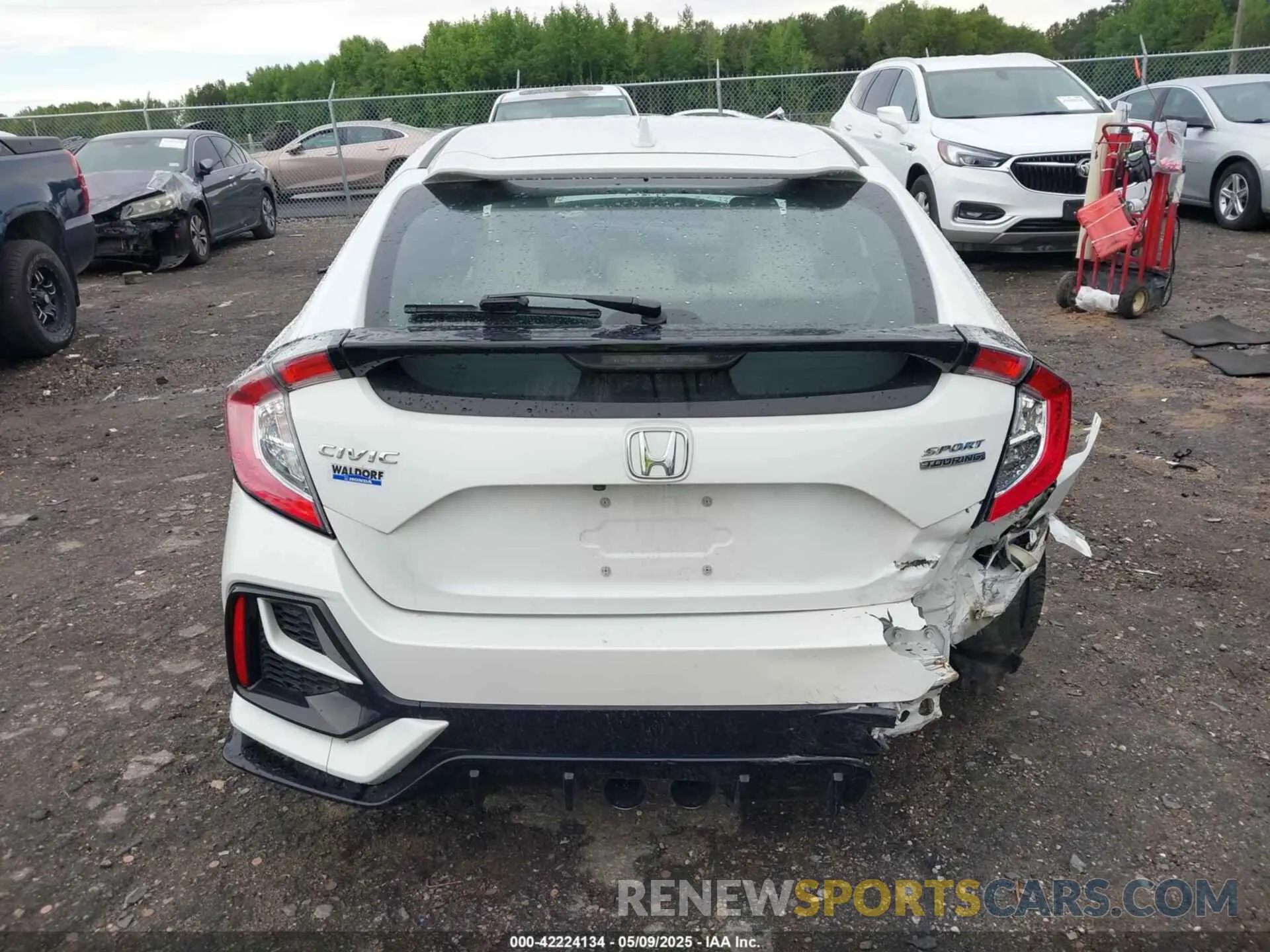 17 Photograph of a damaged car SHHFK7H90MU405121 HONDA CIVIC 2021