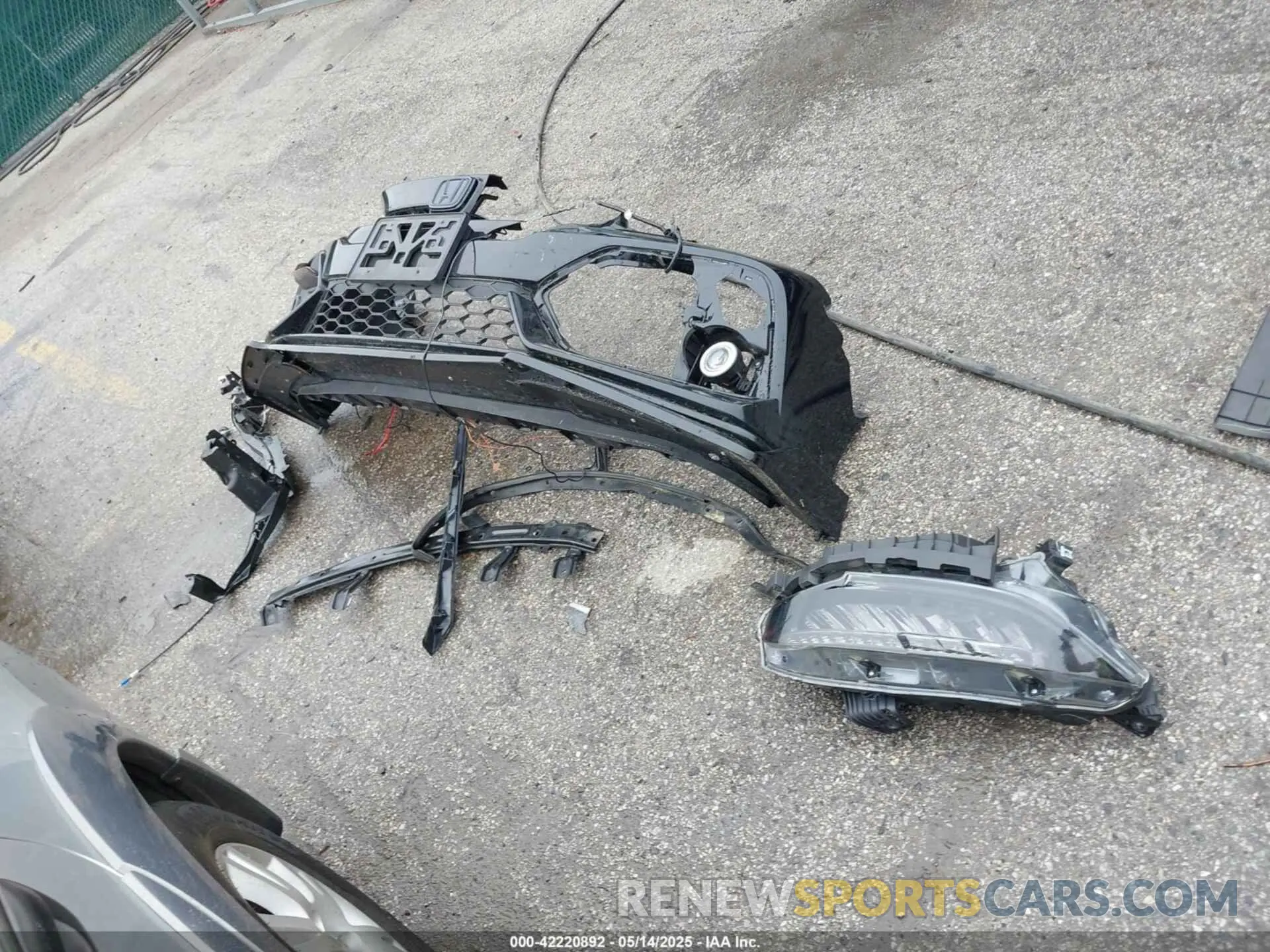 12 Photograph of a damaged car SHHFK7H91MU203890 HONDA CIVIC 2021