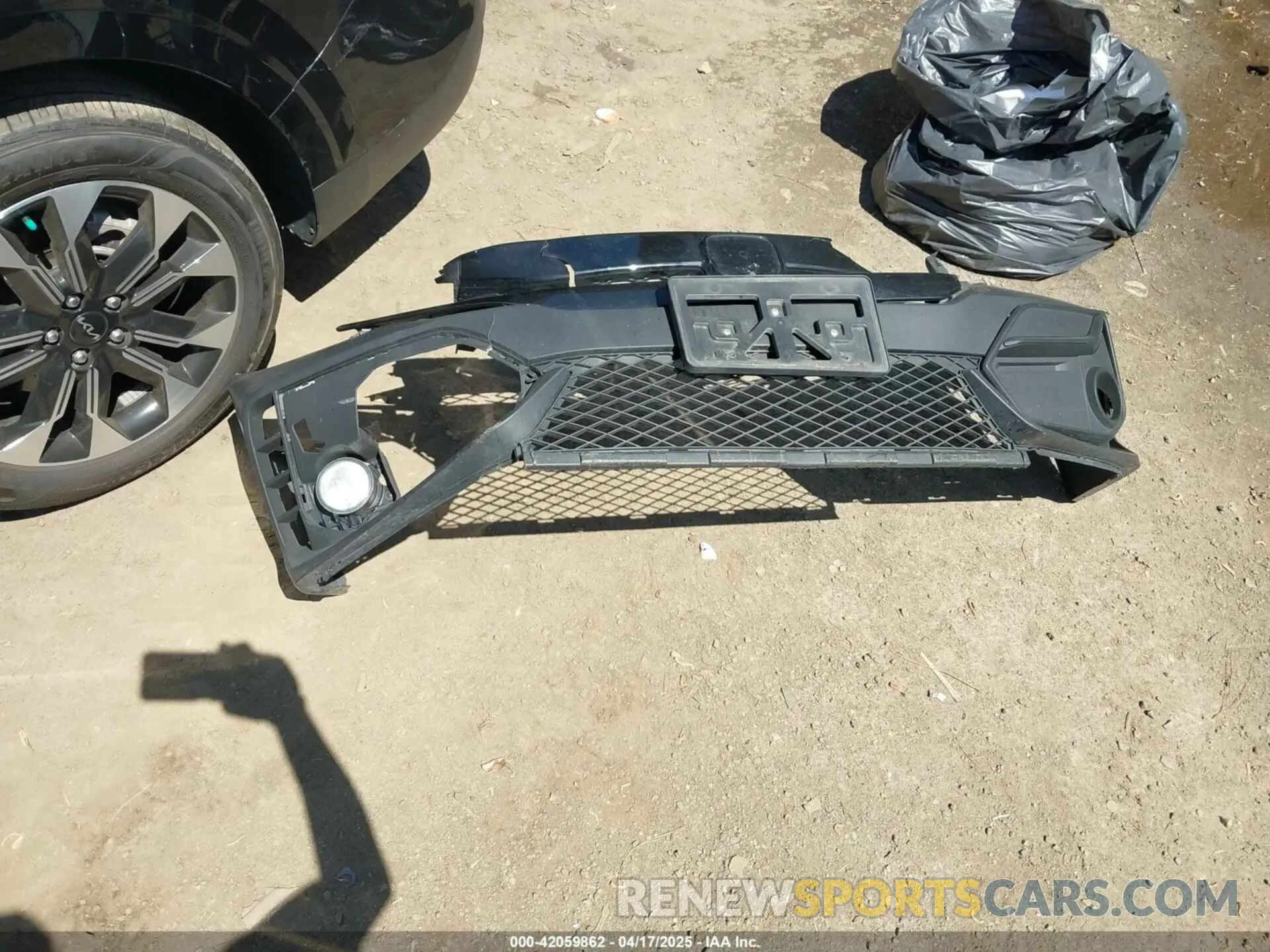 12 Photograph of a damaged car SHHFK7H95MU203018 HONDA CIVIC 2021