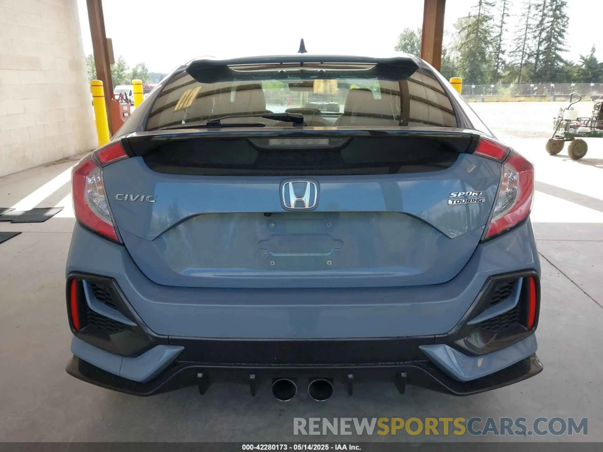 17 Photograph of a damaged car SHHFK7H99MU410009 HONDA CIVIC 2021