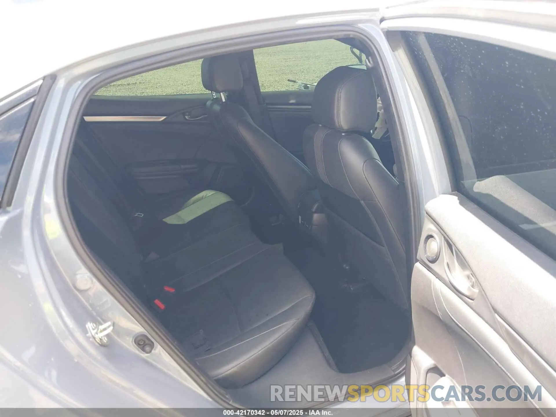 8 Photograph of a damaged car SHHFK7H9XMU402341 HONDA CIVIC 2021