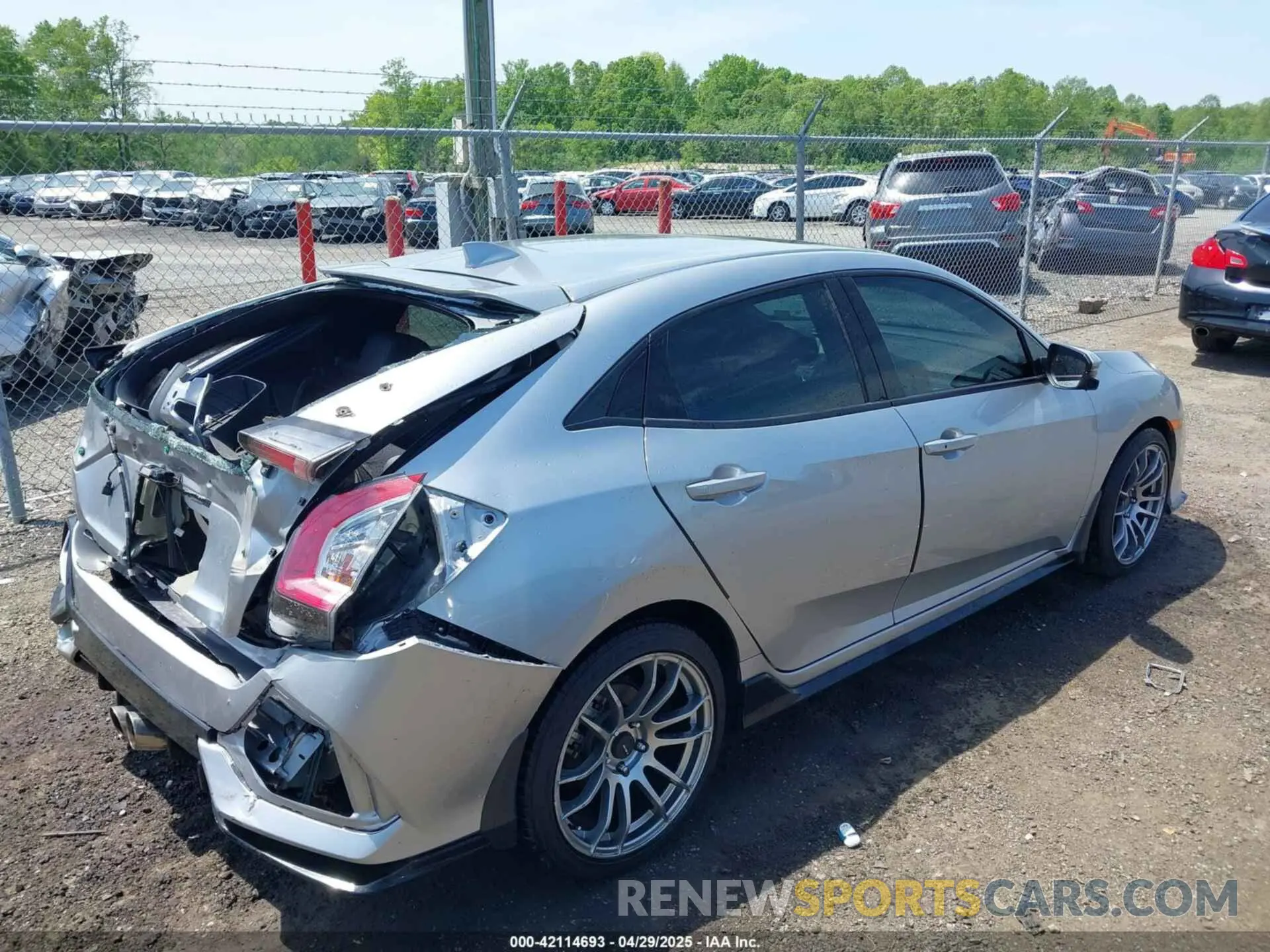 4 Photograph of a damaged car SHHFK7H9XMU409094 HONDA CIVIC 2021