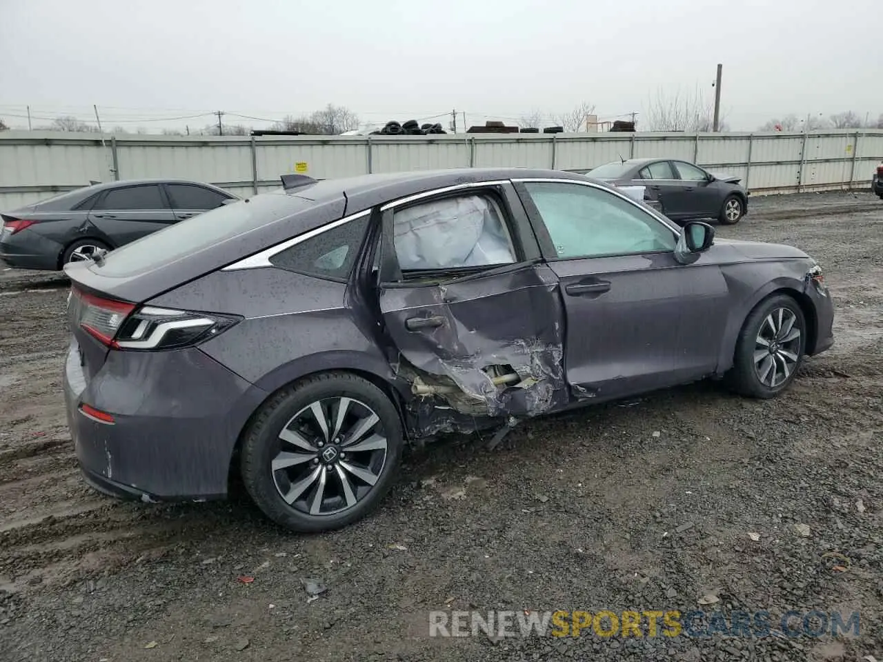 3 Photograph of a damaged car 19XFL1H70NE014634 HONDA CIVIC 2022