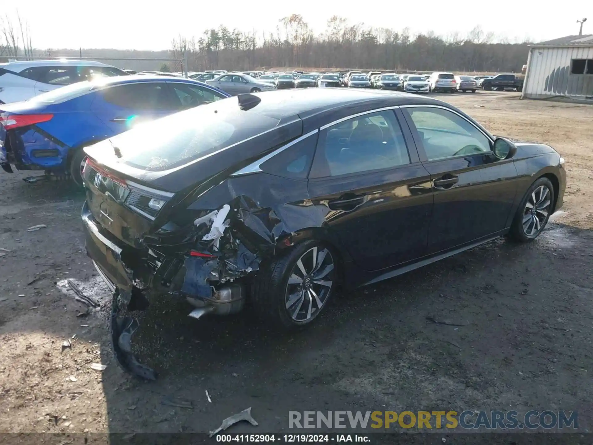 4 Photograph of a damaged car 19XFL1H71NE024542 HONDA CIVIC 2022