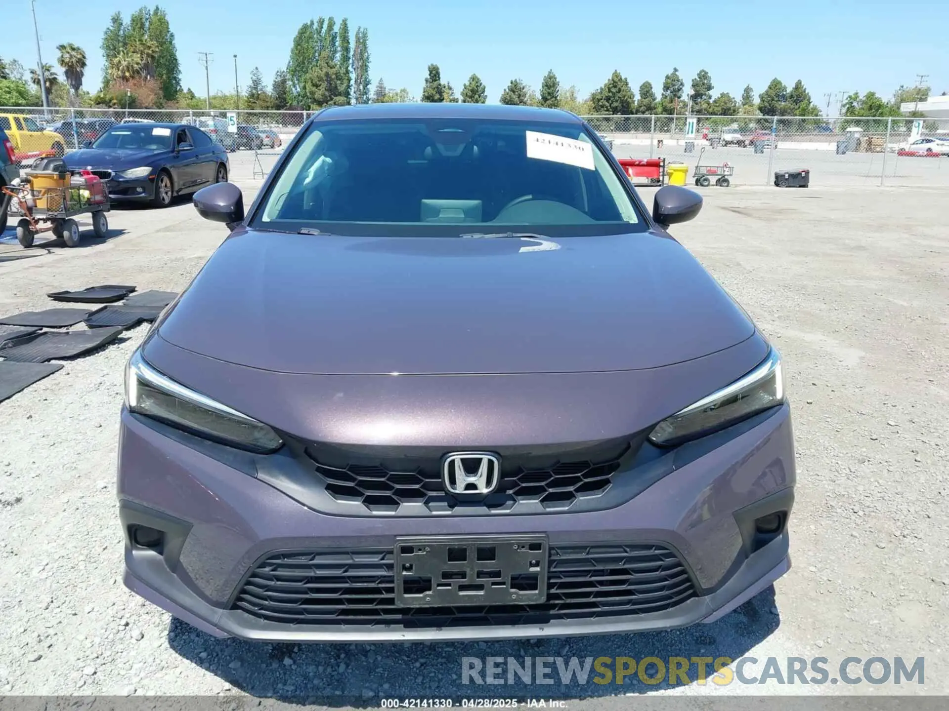 12 Photograph of a damaged car 19XFL1H72NE020936 HONDA CIVIC 2022