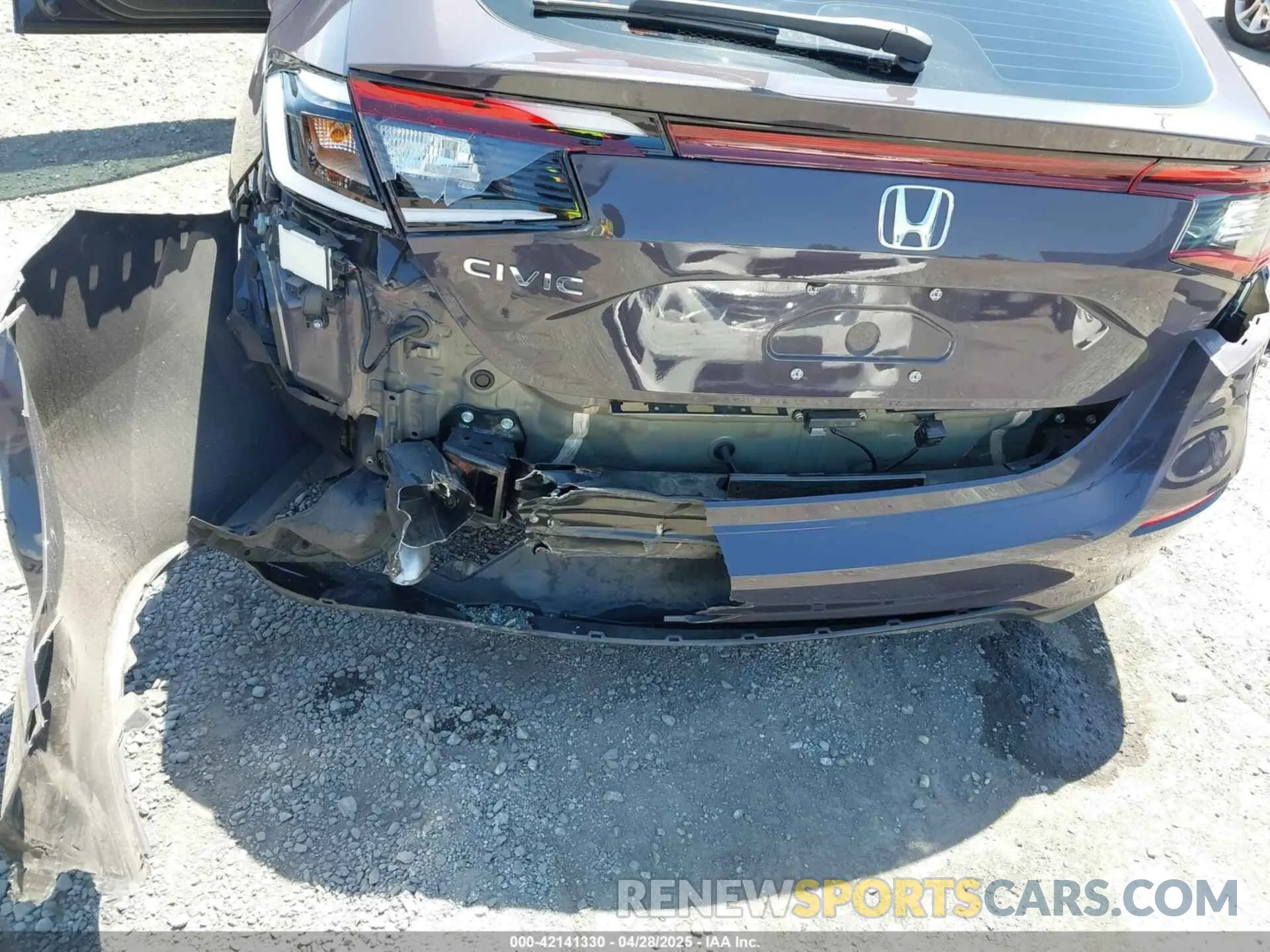 6 Photograph of a damaged car 19XFL1H72NE020936 HONDA CIVIC 2022