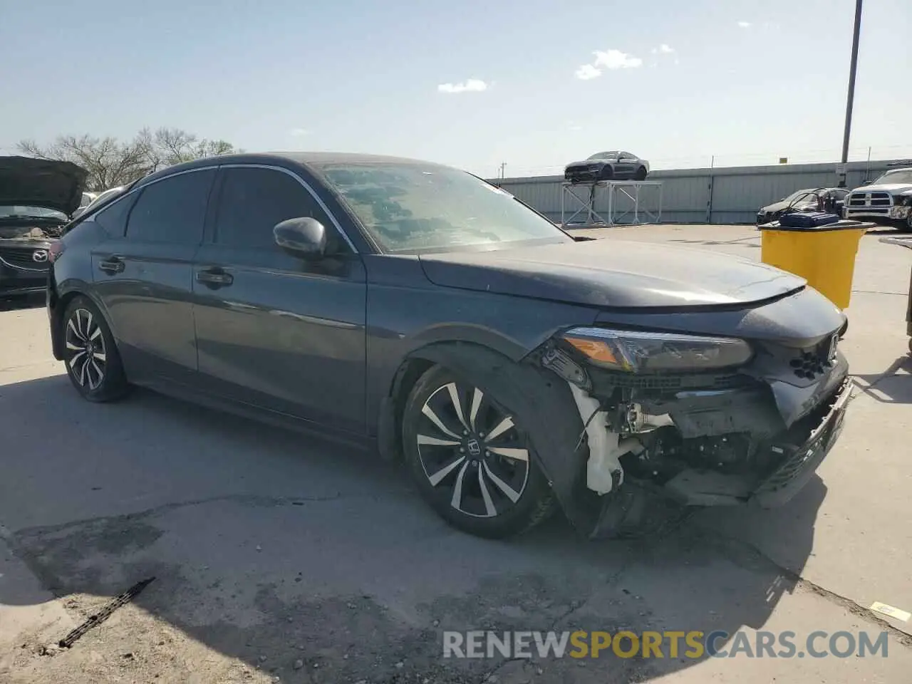 4 Photograph of a damaged car 19XFL1H72NE024159 HONDA CIVIC 2022