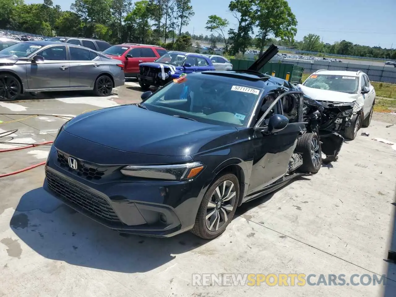 1 Photograph of a damaged car 19XFL1H75NE008666 HONDA CIVIC 2022