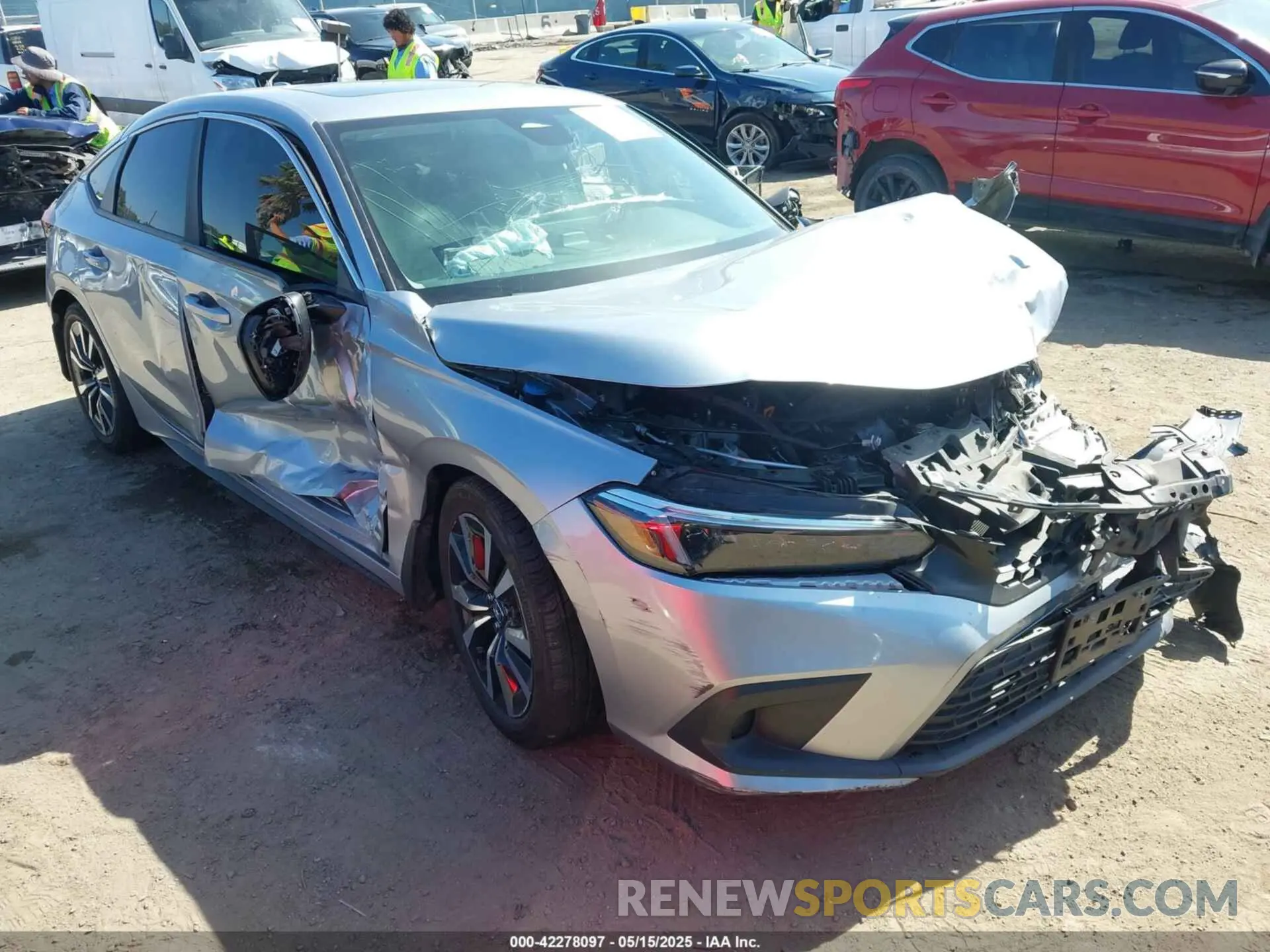 1 Photograph of a damaged car 19XFL1H76NE002360 HONDA CIVIC 2022