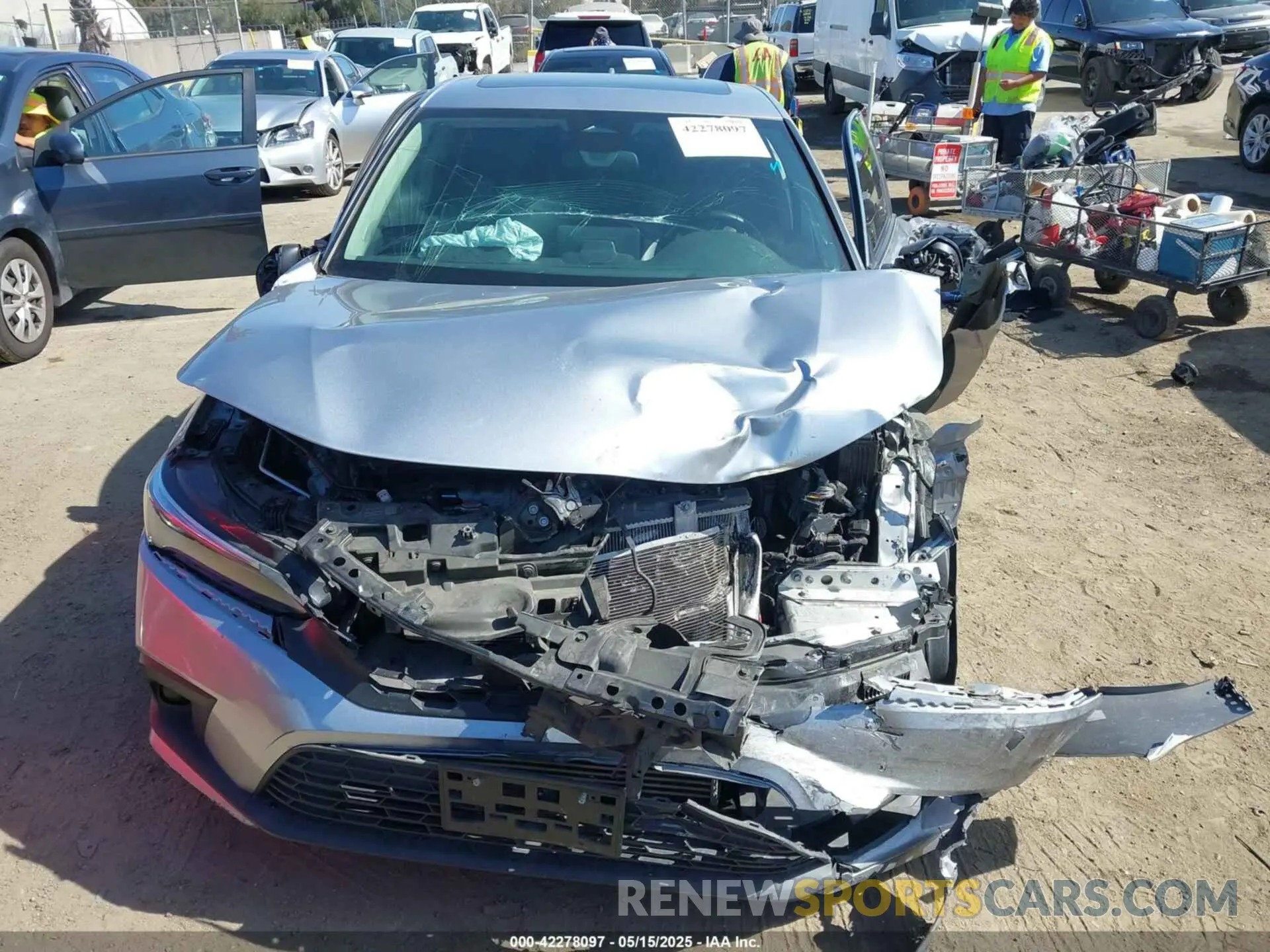 12 Photograph of a damaged car 19XFL1H76NE002360 HONDA CIVIC 2022