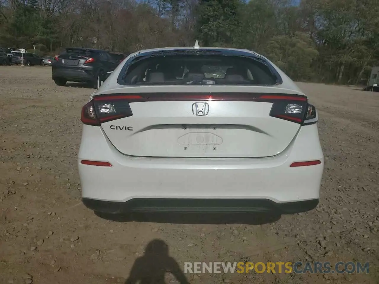 6 Photograph of a damaged car 19XFL1H77NE022858 HONDA CIVIC 2022