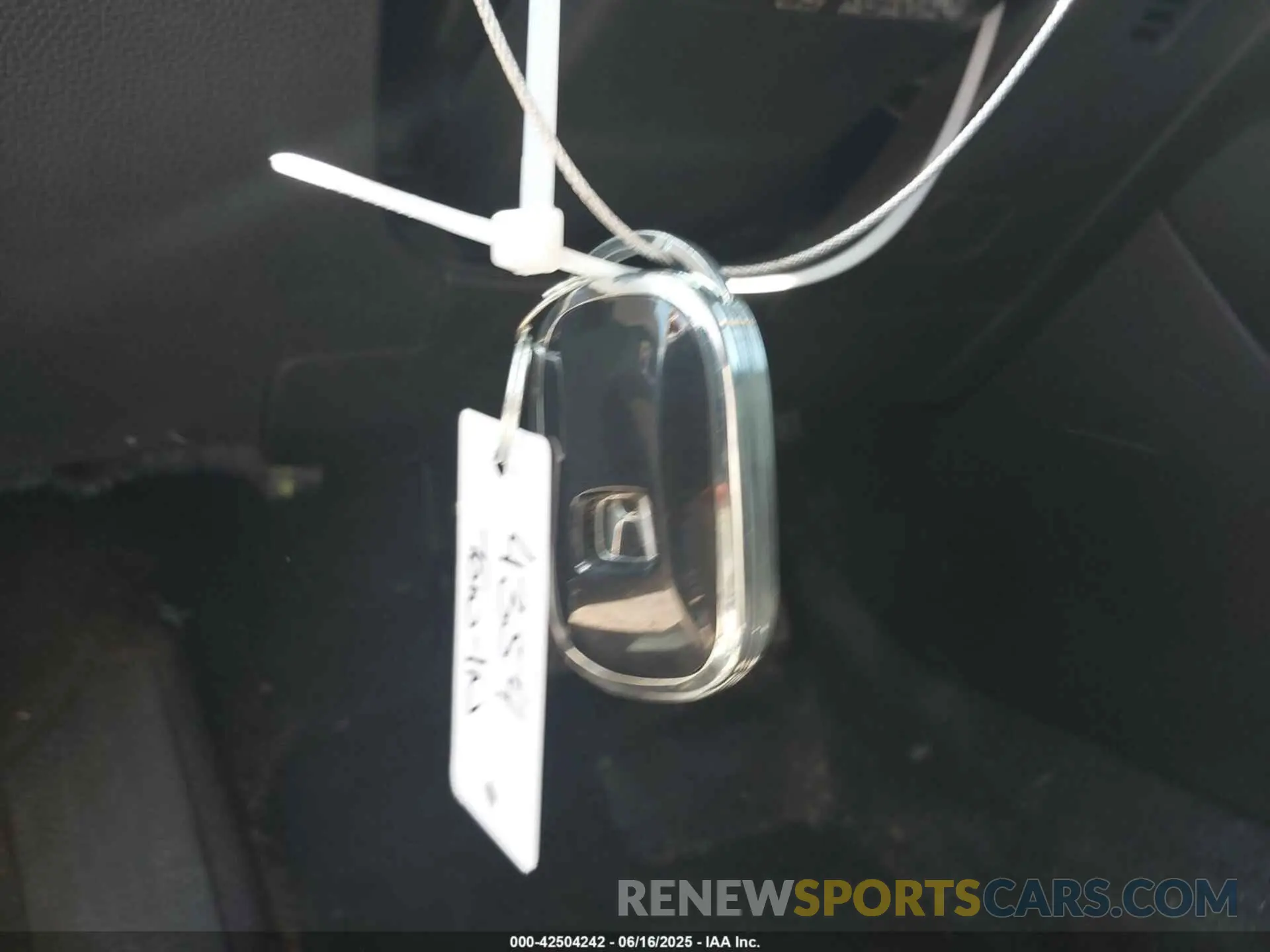 11 Photograph of a damaged car 19XFL1H78NE006815 HONDA CIVIC 2022