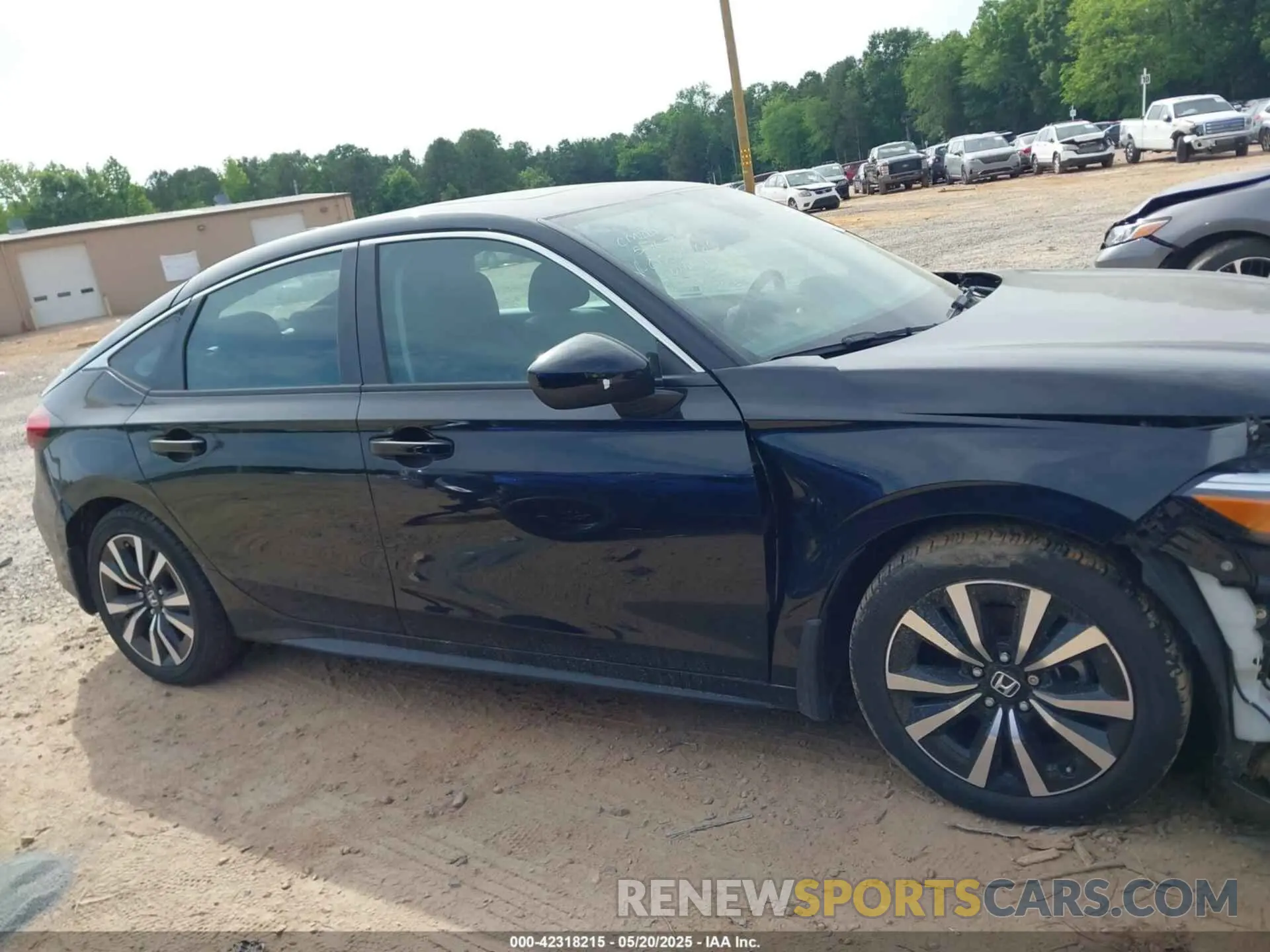 13 Photograph of a damaged car 19XFL1H79NE022960 HONDA CIVIC 2022