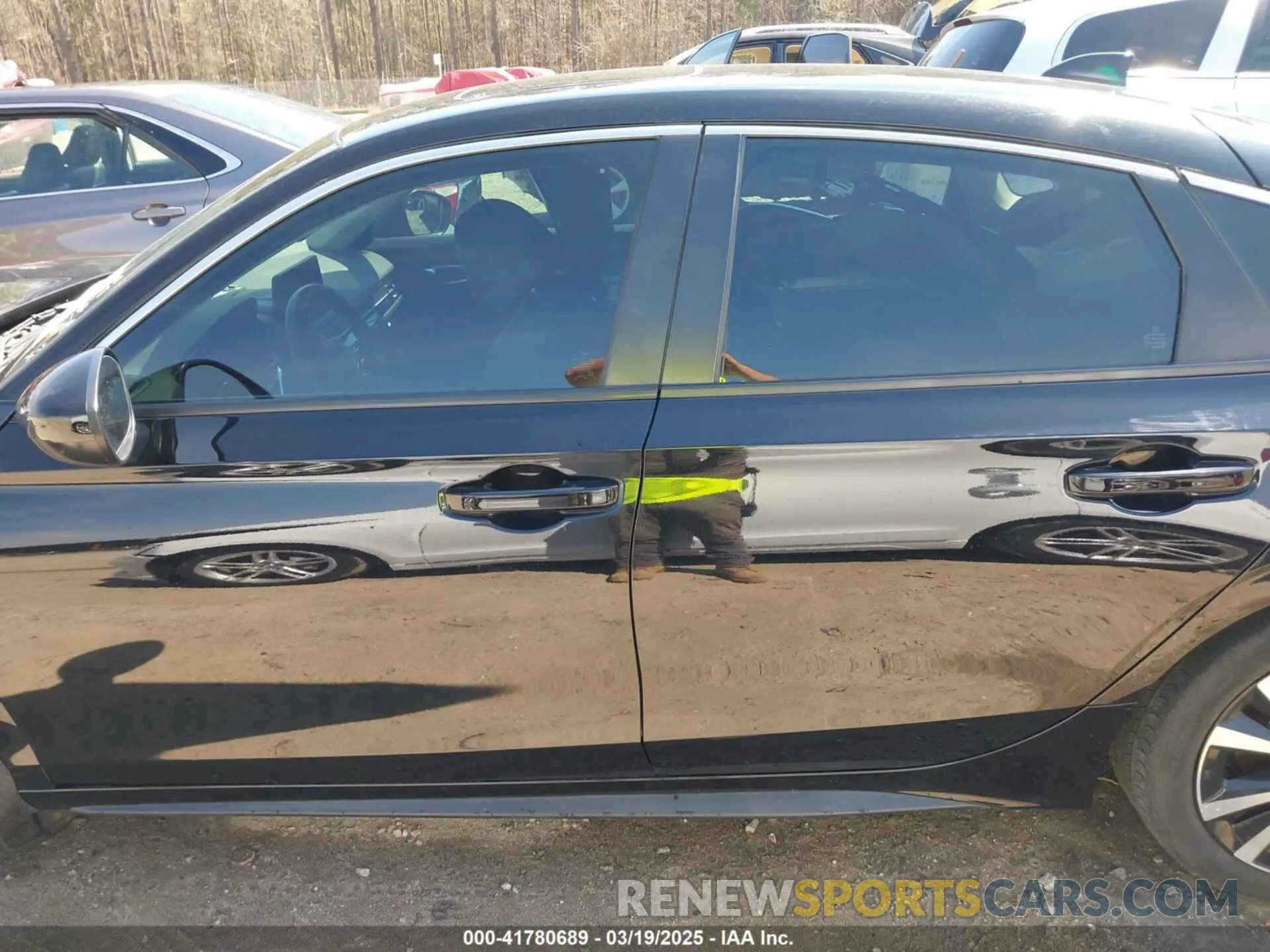 15 Photograph of a damaged car 19XFL1H7XNE003852 HONDA CIVIC 2022