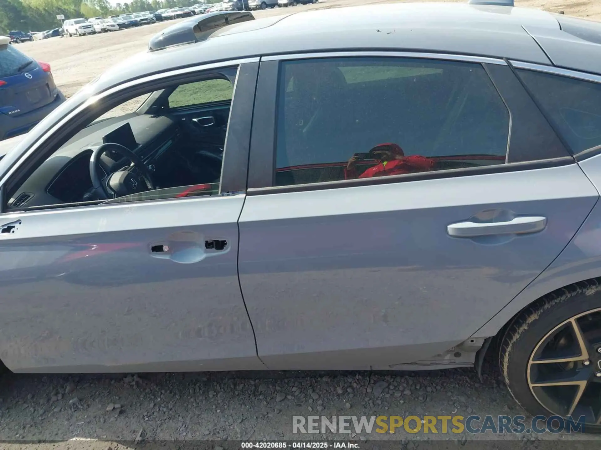 15 Photograph of a damaged car 19XFL1H82NE003000 HONDA CIVIC 2022