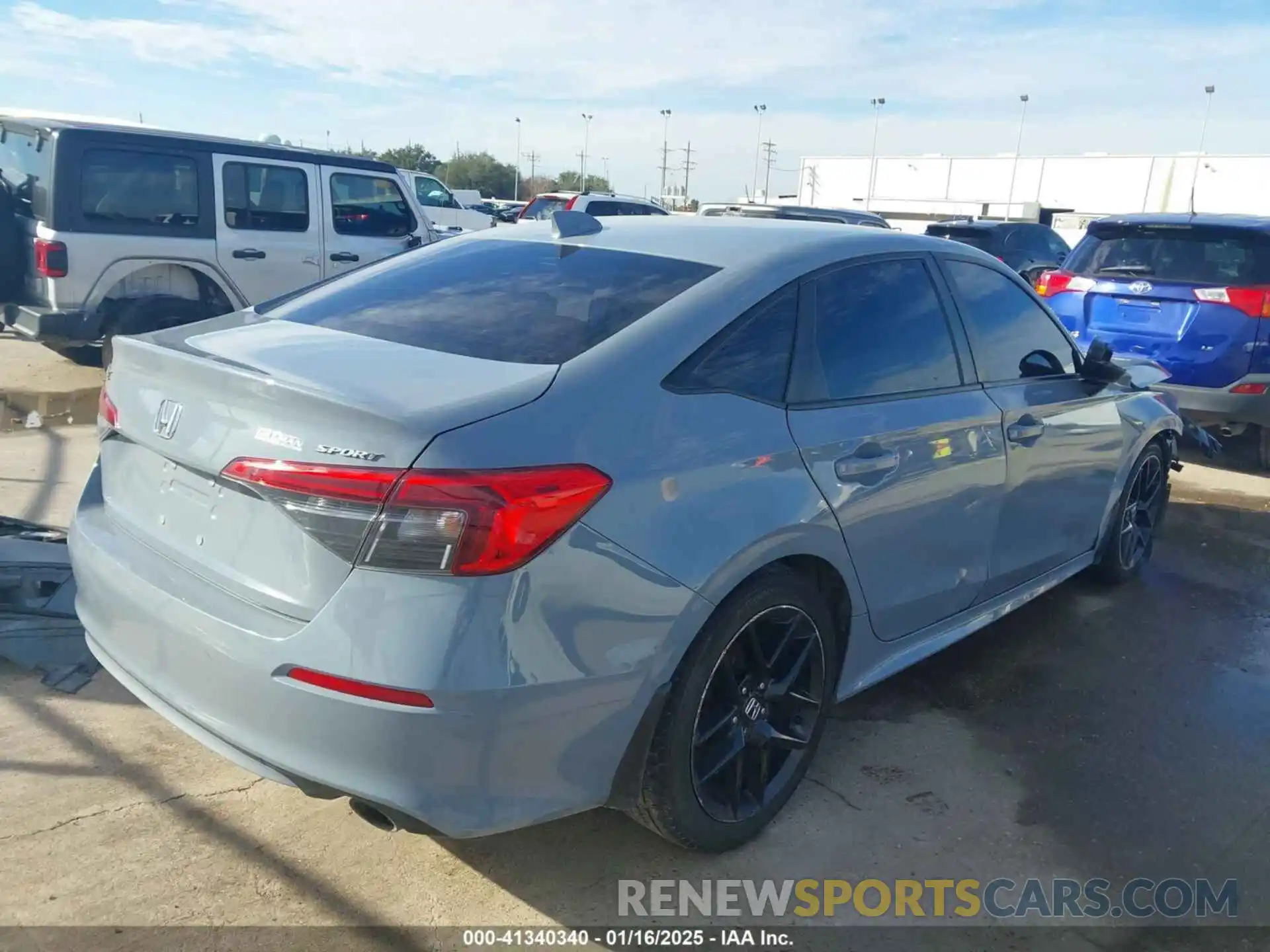 4 Photograph of a damaged car 19XFL1H82NE011453 HONDA CIVIC 2022