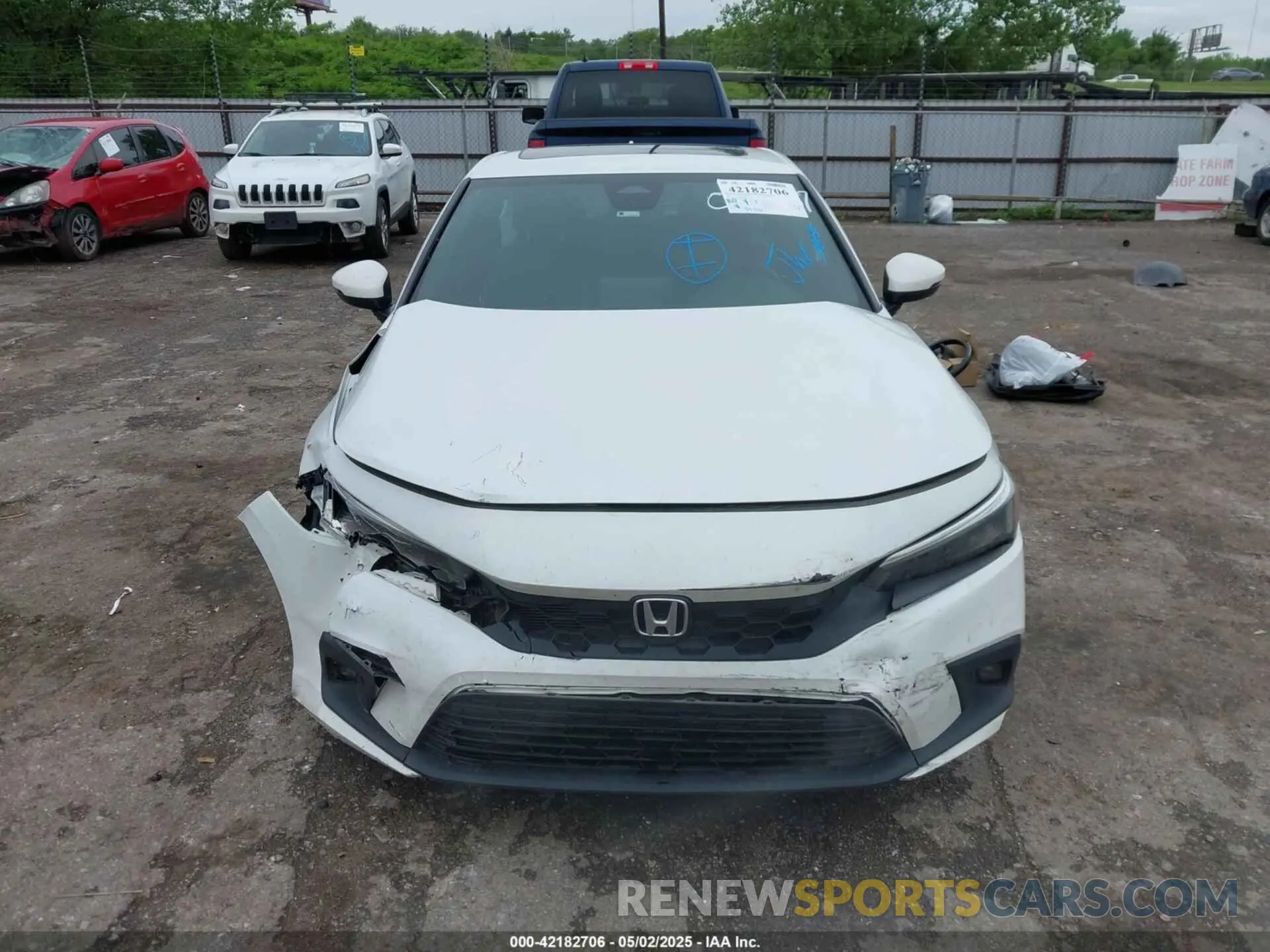 12 Photograph of a damaged car 19XFL1H83NE009937 HONDA CIVIC 2022