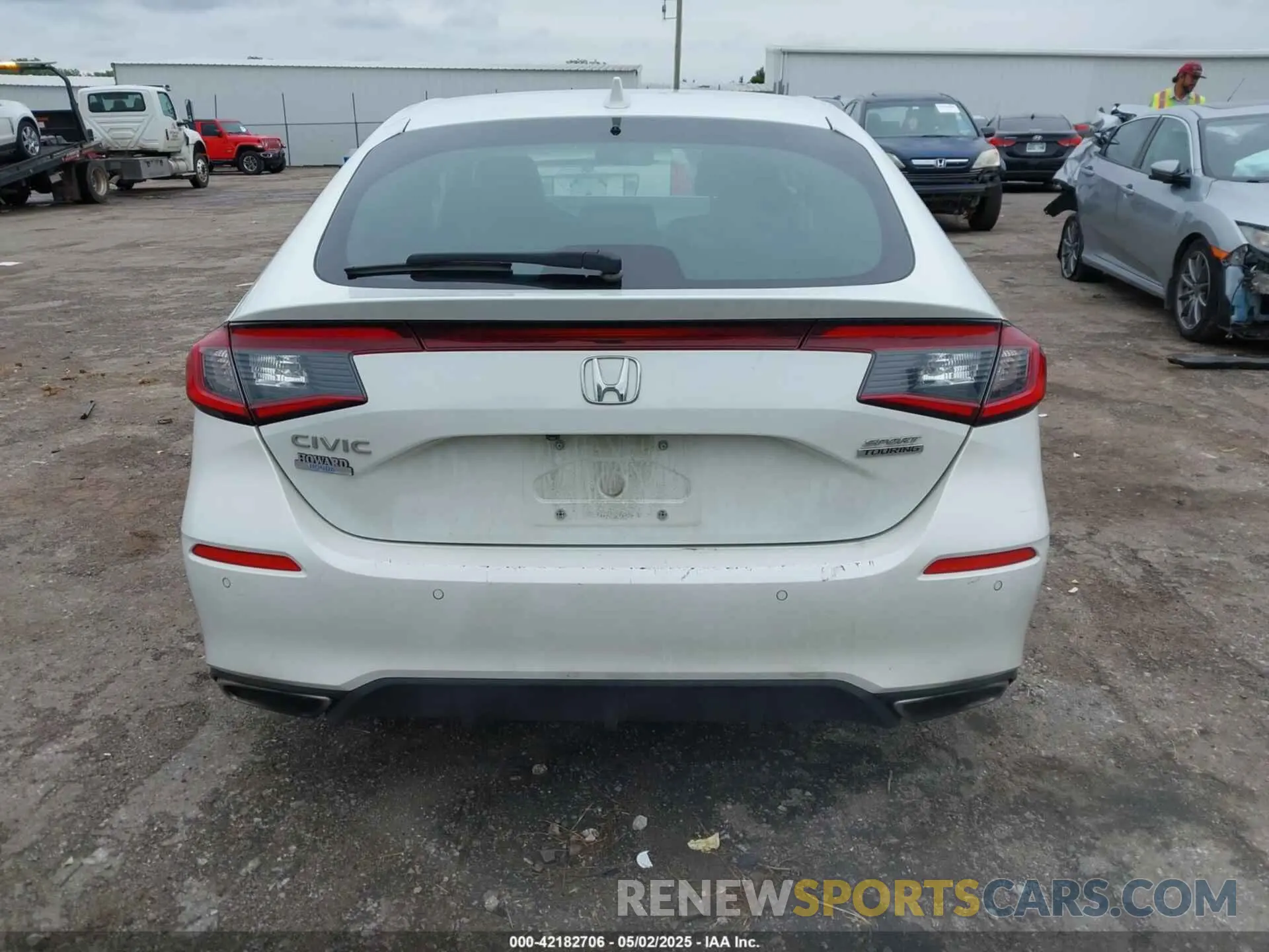 16 Photograph of a damaged car 19XFL1H83NE009937 HONDA CIVIC 2022