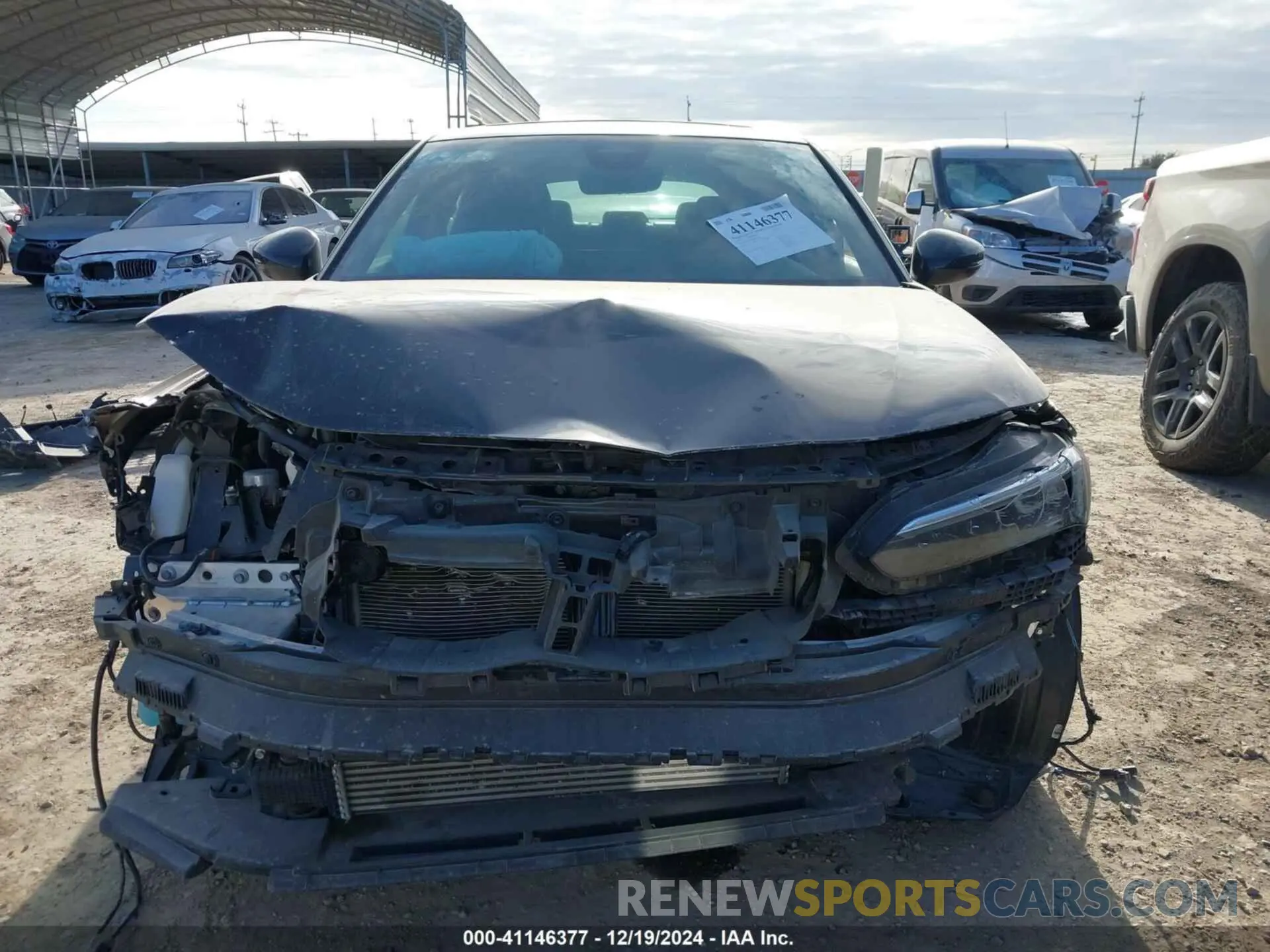 12 Photograph of a damaged car 19XFL1H83NE010182 HONDA CIVIC 2022