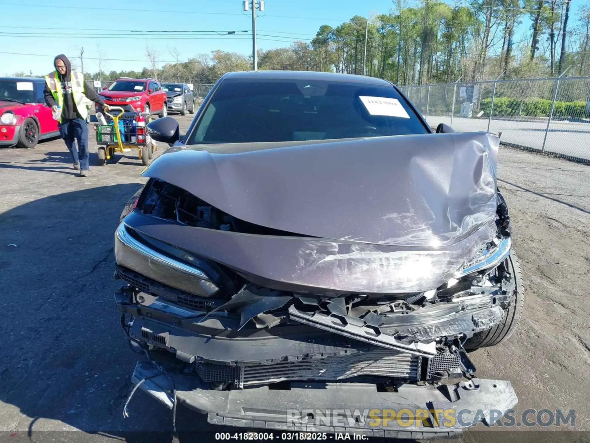 11 Photograph of a damaged car 19XFL1H83NE010893 HONDA CIVIC 2022