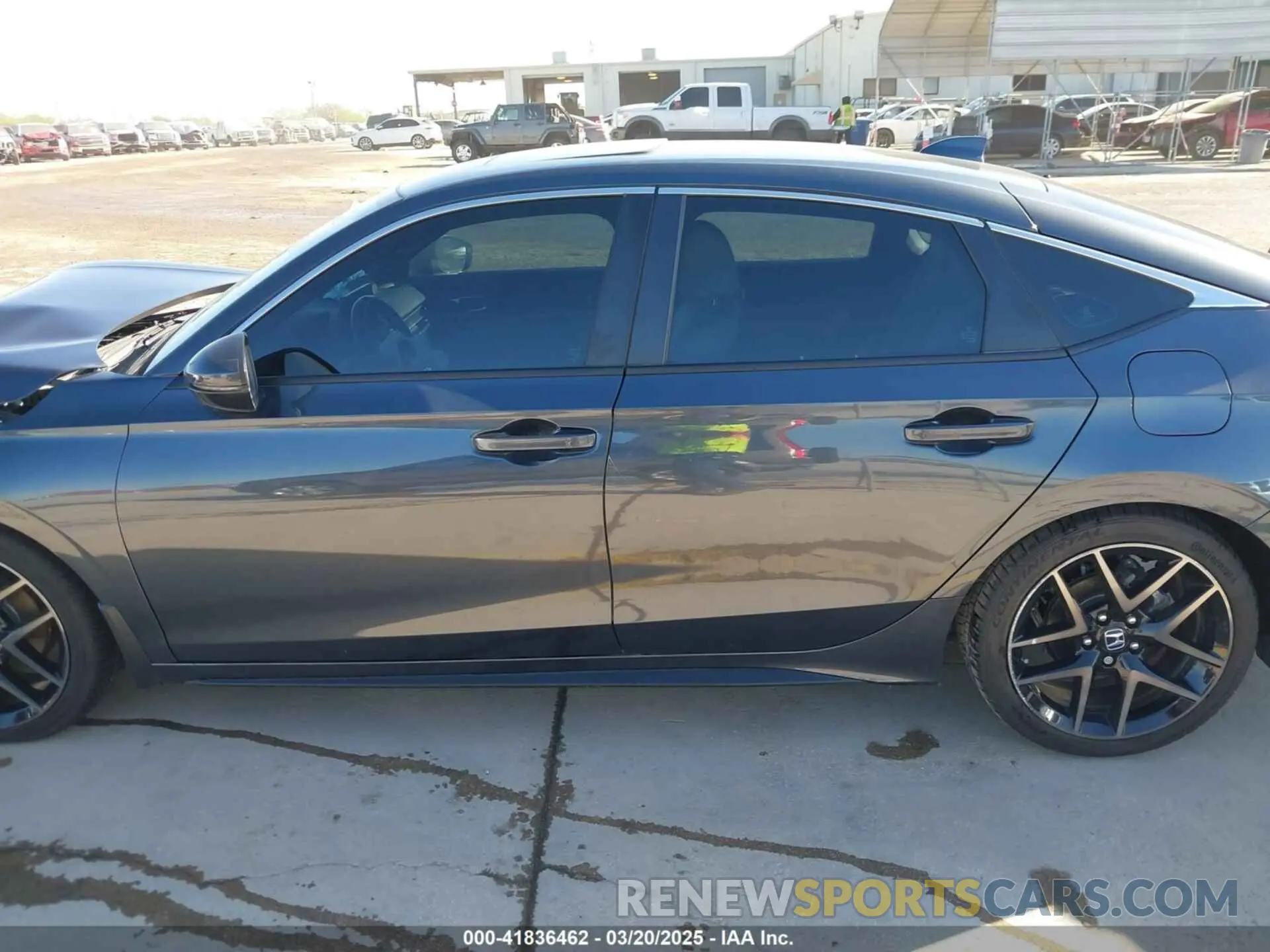 14 Photograph of a damaged car 19XFL1H83NE022056 HONDA CIVIC 2022