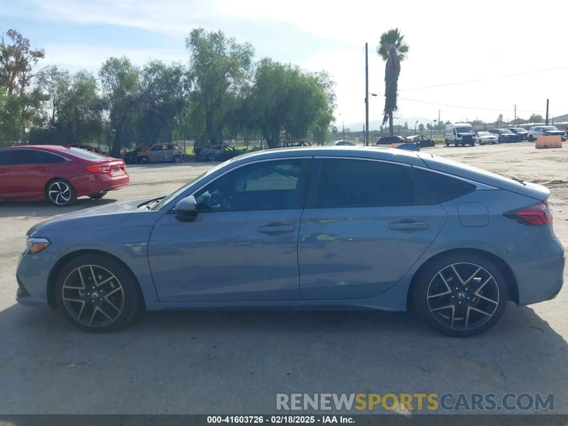 15 Photograph of a damaged car 19XFL1H85NE005842 HONDA CIVIC 2022