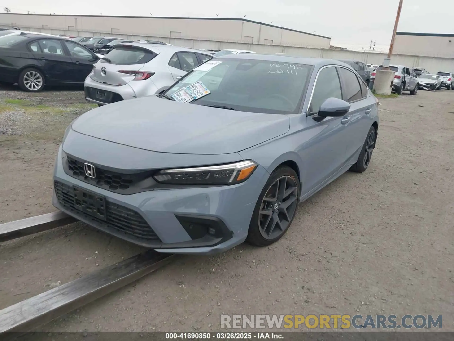 2 Photograph of a damaged car 19XFL1H85NE019417 HONDA CIVIC 2022