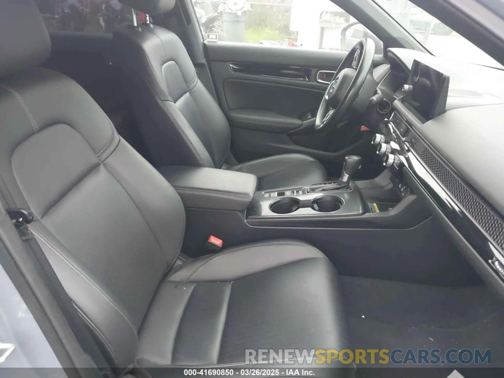 5 Photograph of a damaged car 19XFL1H85NE019417 HONDA CIVIC 2022