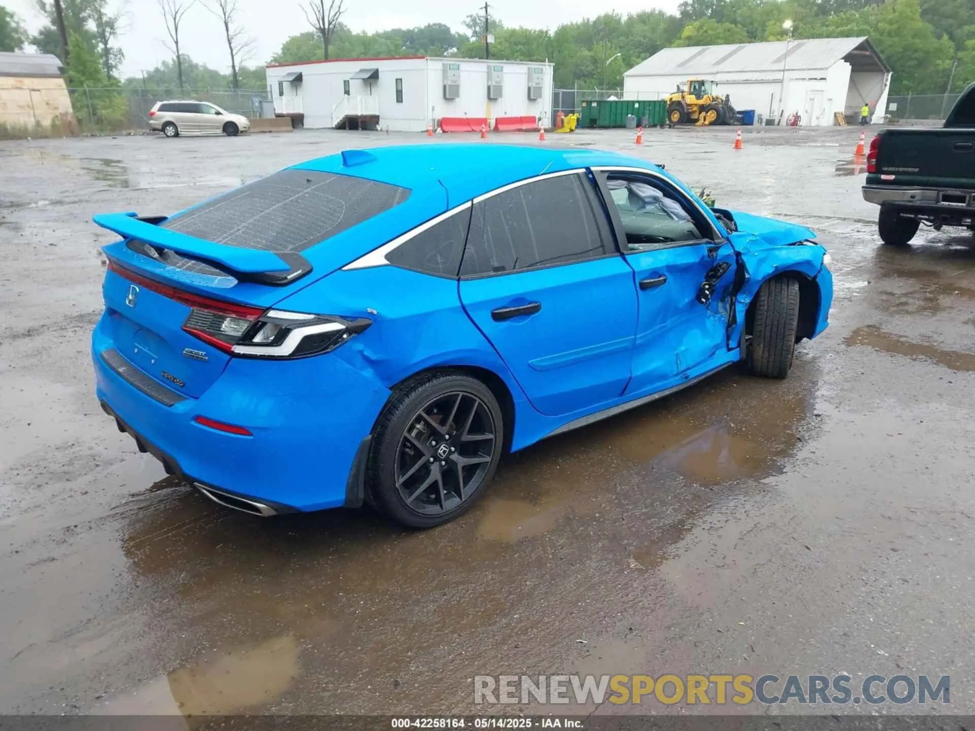 4 Photograph of a damaged car 19XFL1H85NE021149 HONDA CIVIC 2022