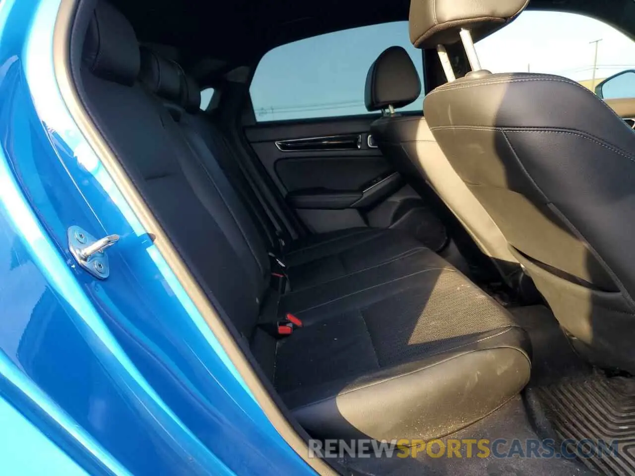 10 Photograph of a damaged car 19XFL1H87NE018737 HONDA CIVIC 2022