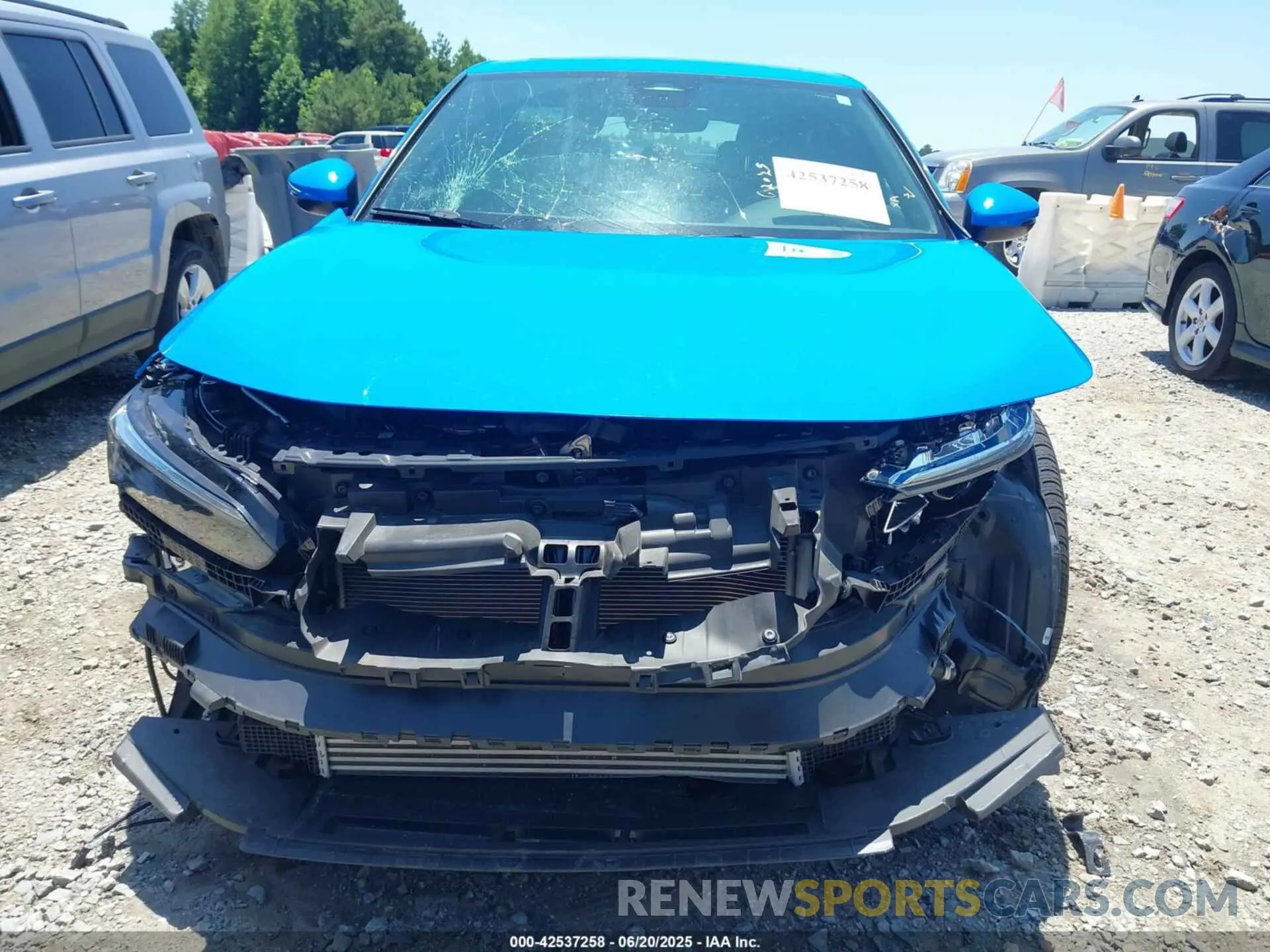 13 Photograph of a damaged car 19XFL1H87NE023582 HONDA CIVIC 2022