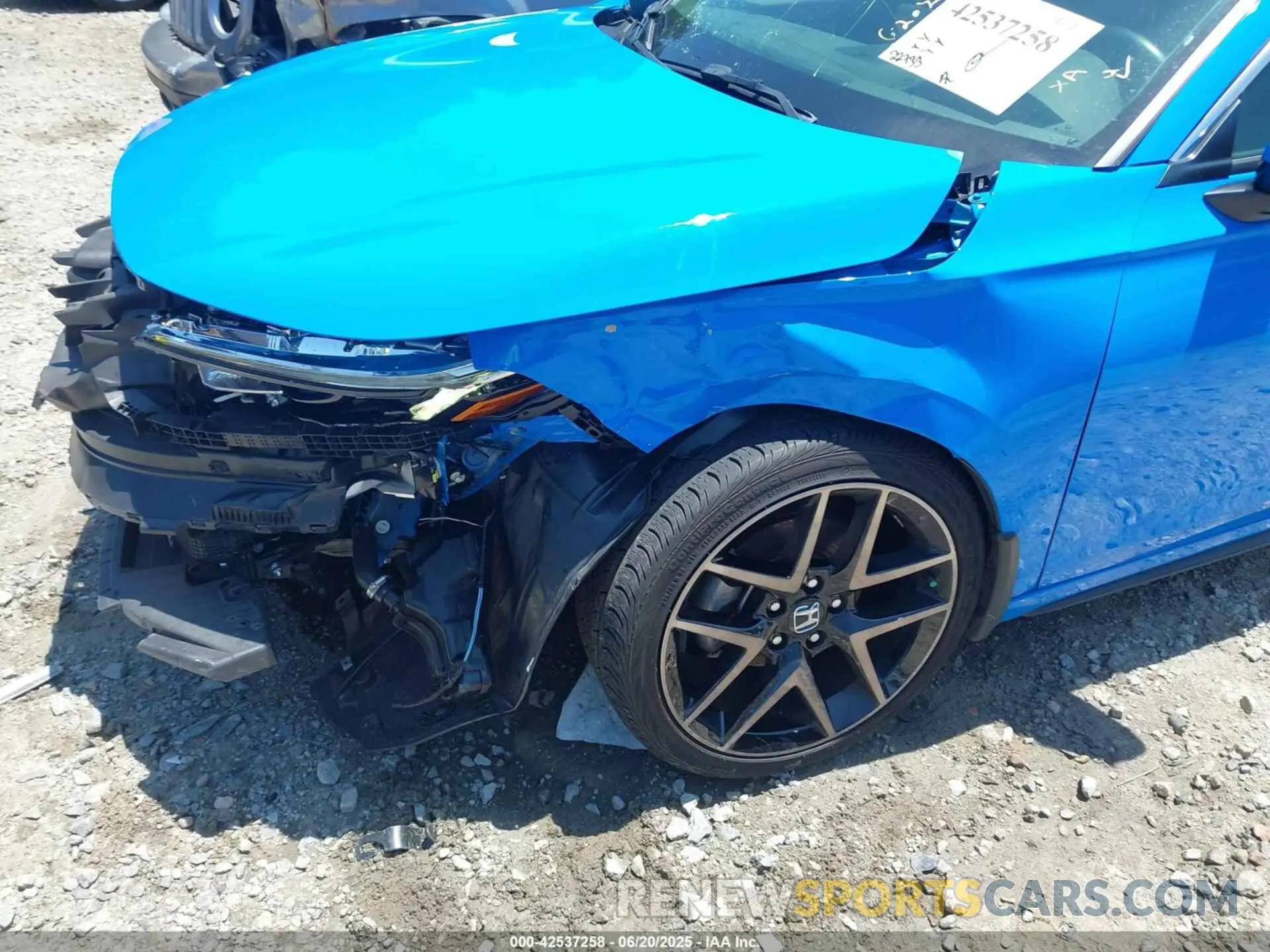 18 Photograph of a damaged car 19XFL1H87NE023582 HONDA CIVIC 2022