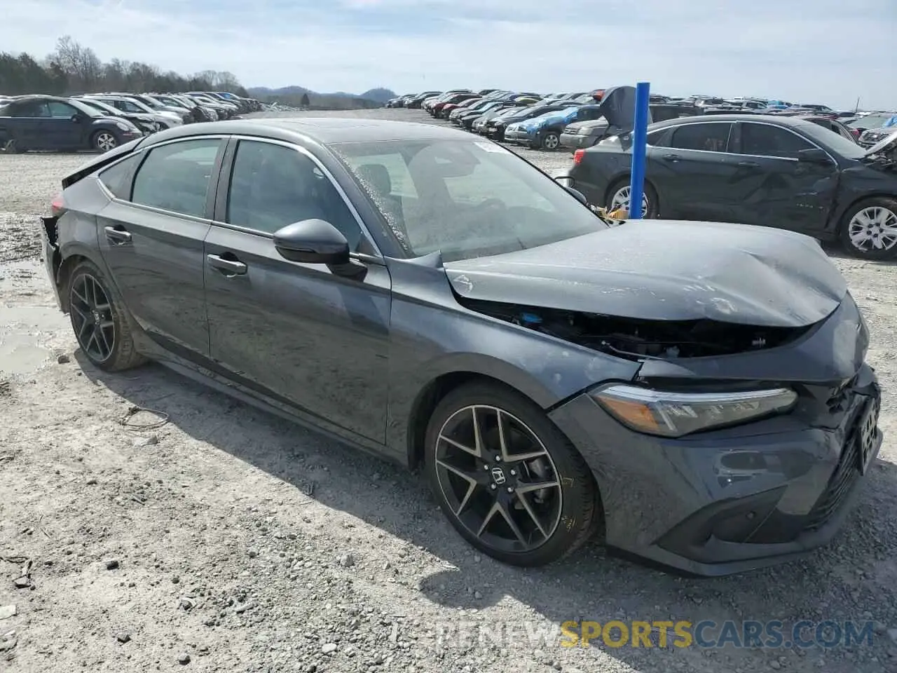 4 Photograph of a damaged car 19XFL1H88NE000750 HONDA CIVIC 2022