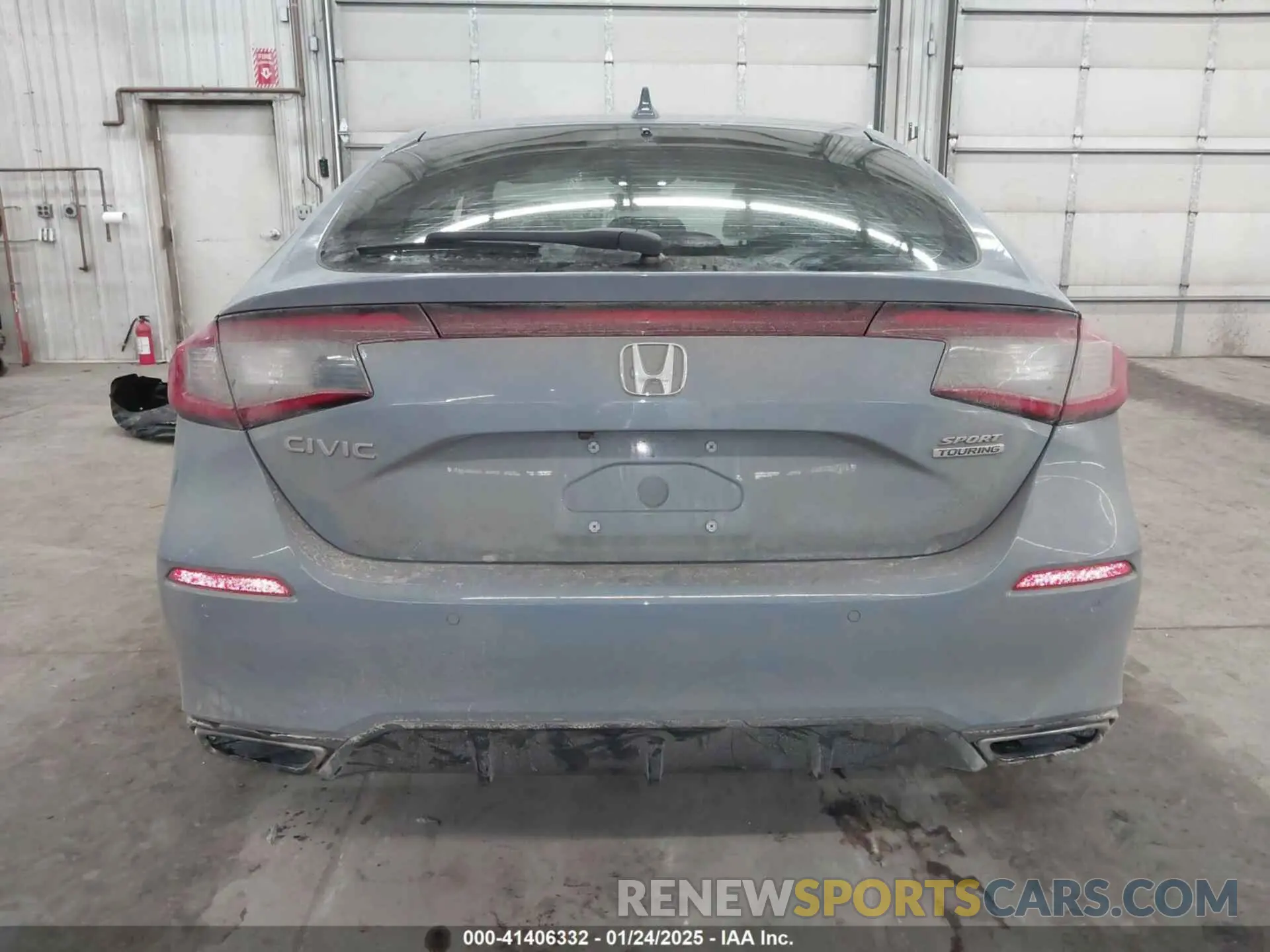 16 Photograph of a damaged car 19XFL1H88NE023719 HONDA CIVIC 2022