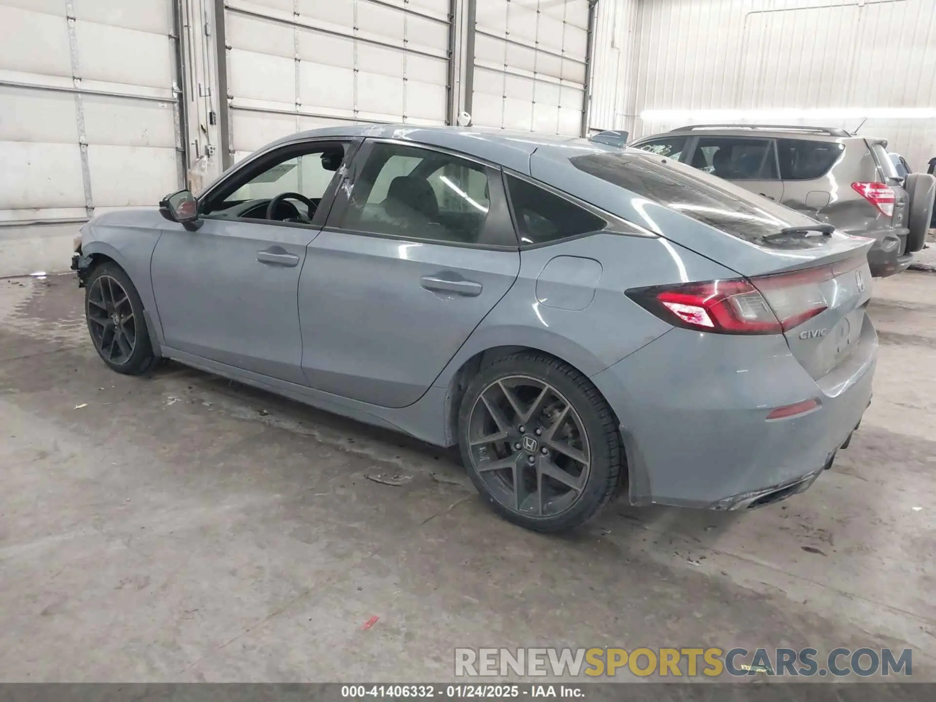 3 Photograph of a damaged car 19XFL1H88NE023719 HONDA CIVIC 2022