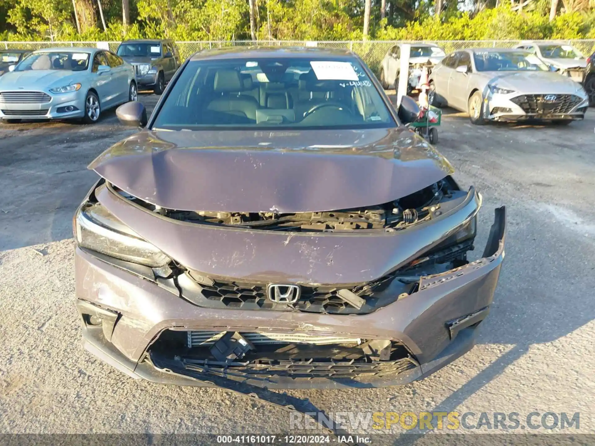 12 Photograph of a damaged car 19XFL1H88NE024448 HONDA CIVIC 2022