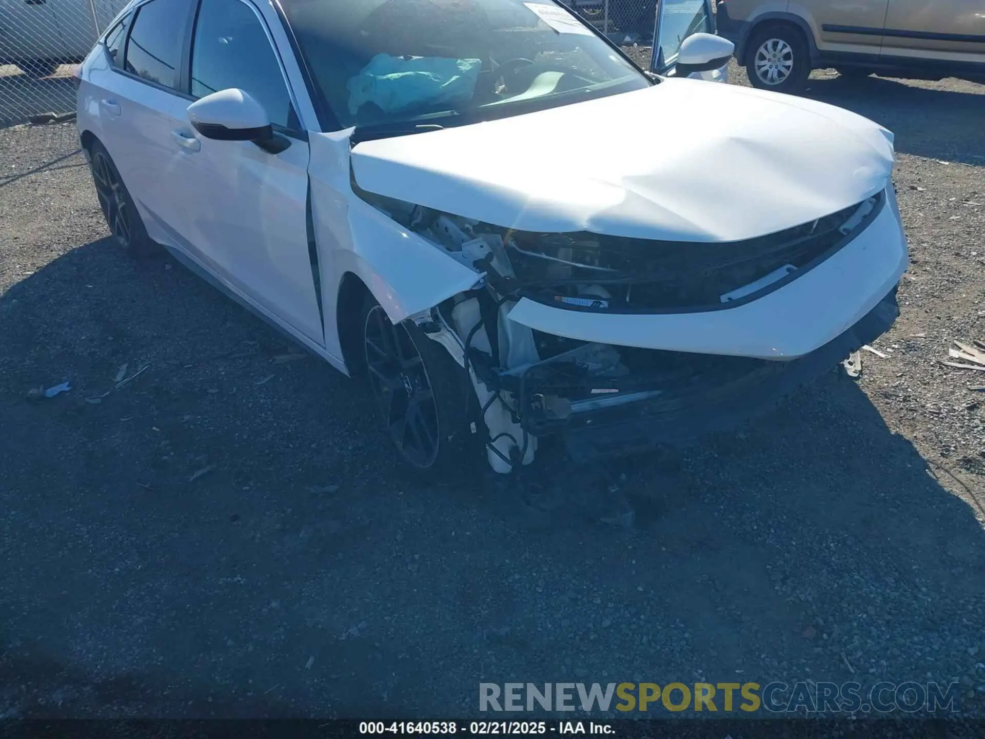 6 Photograph of a damaged car 19XFL1H89NE001521 HONDA CIVIC 2022