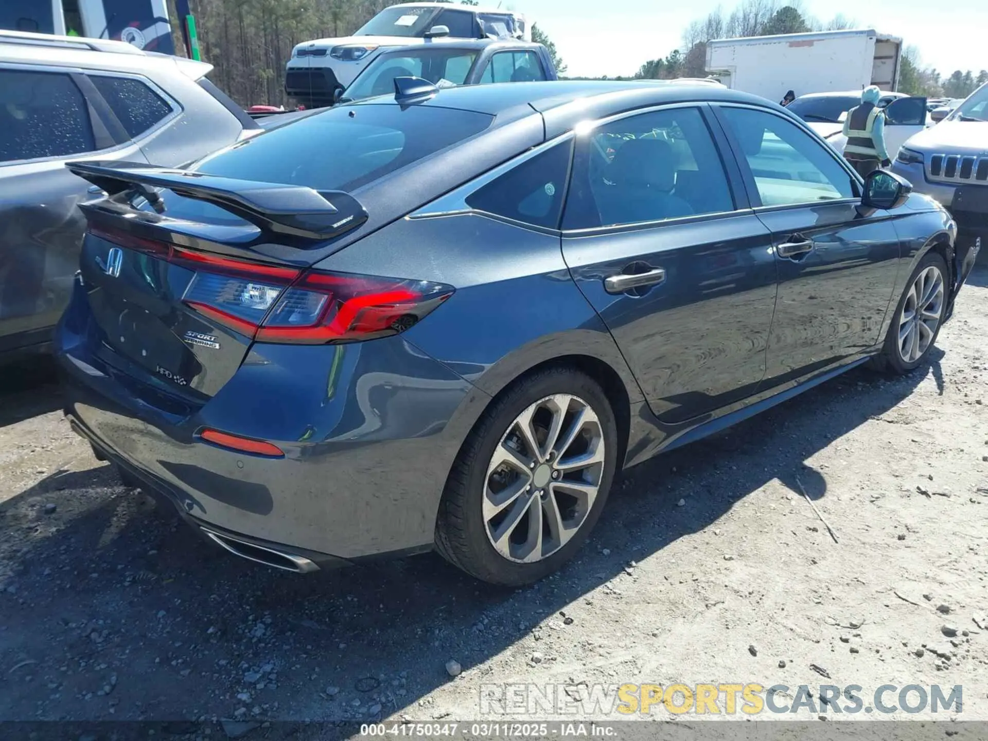 4 Photograph of a damaged car 19XFL1H8XNE008574 HONDA CIVIC 2022