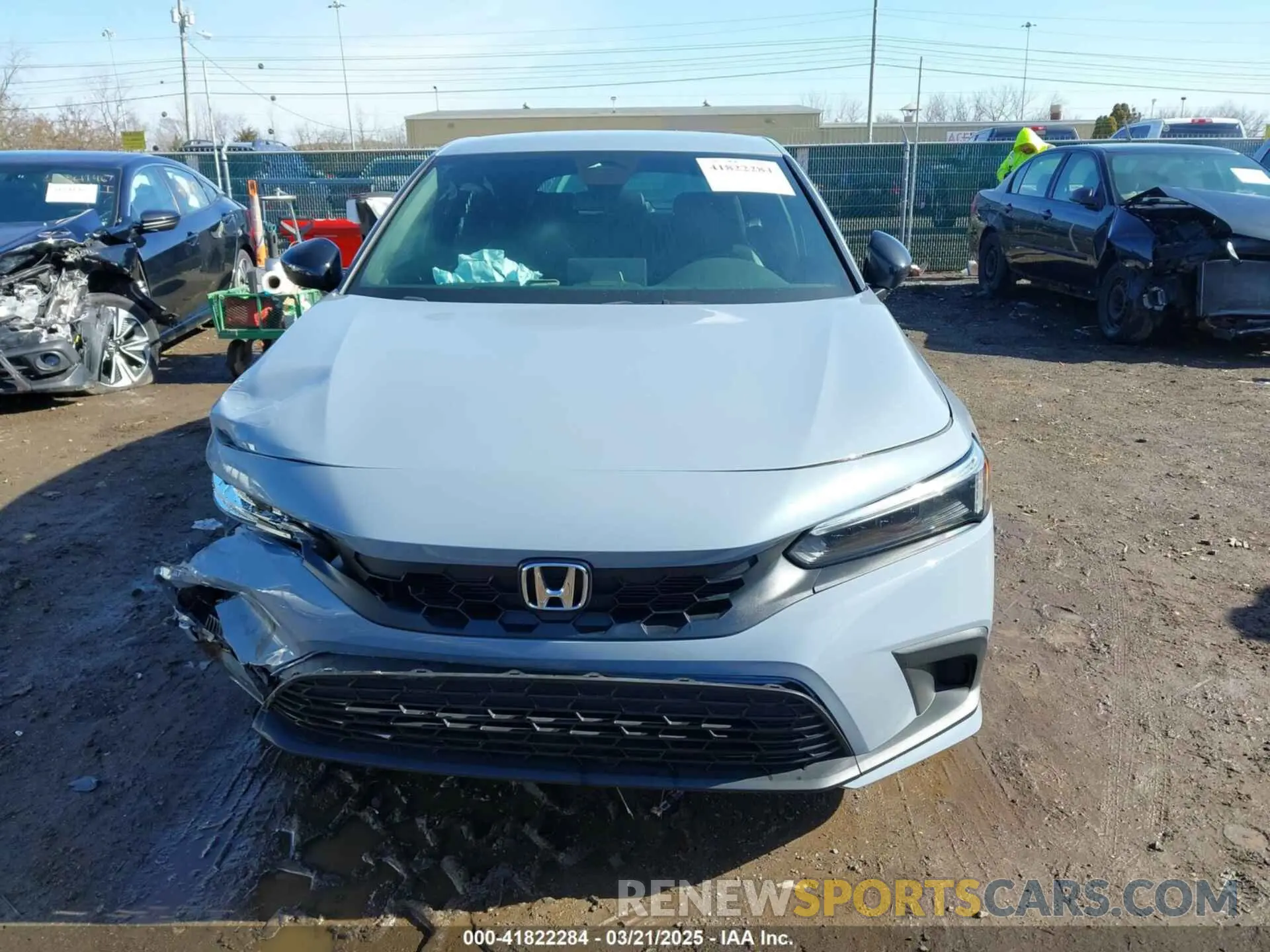 12 Photograph of a damaged car 19XFL2H80NE011442 HONDA CIVIC 2022