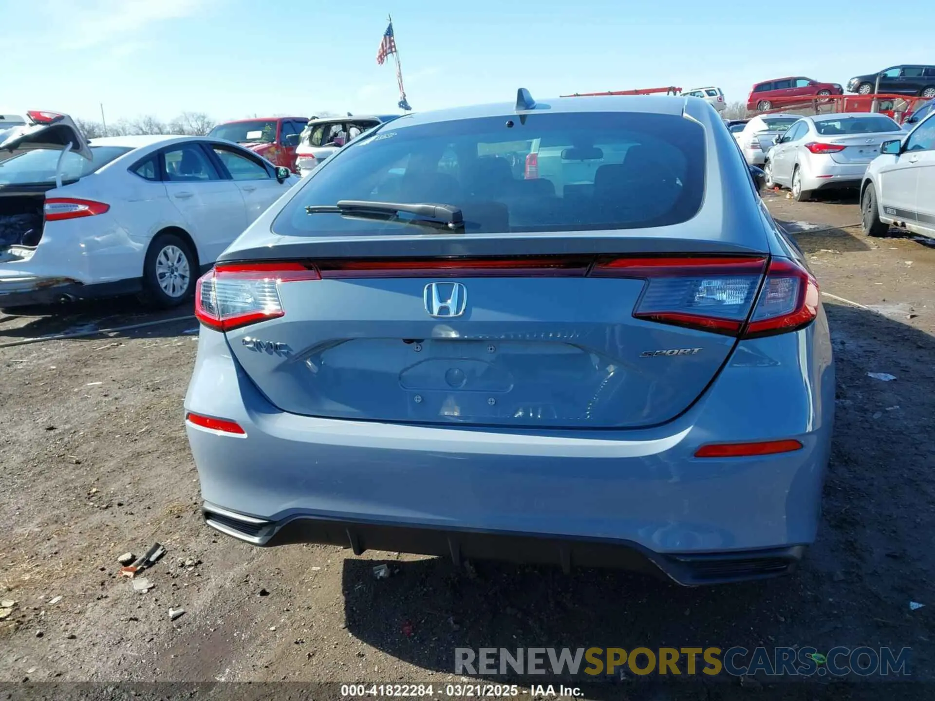 16 Photograph of a damaged car 19XFL2H80NE011442 HONDA CIVIC 2022