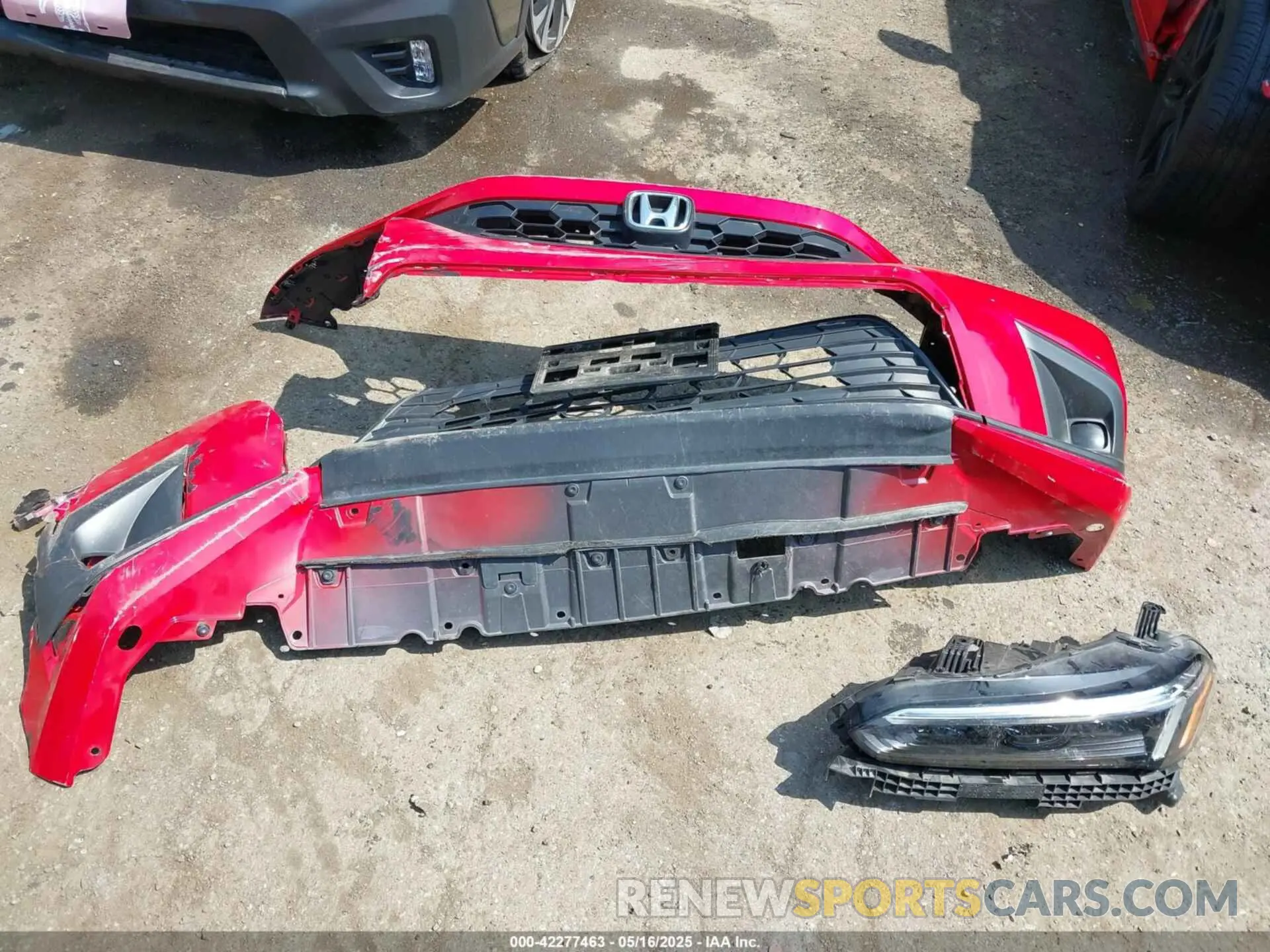 12 Photograph of a damaged car 19XFL2H80NE021579 HONDA CIVIC 2022