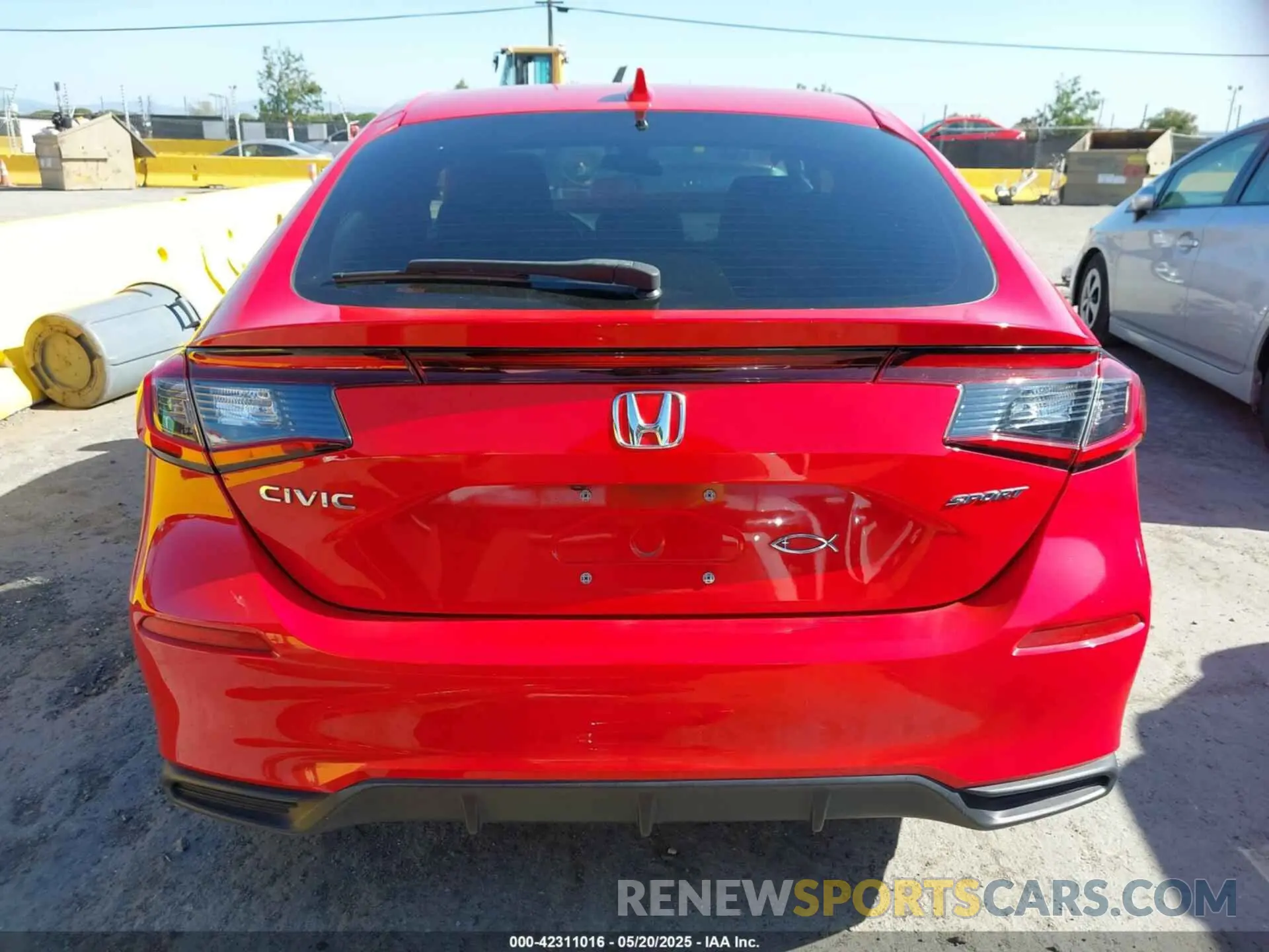 16 Photograph of a damaged car 19XFL2H81NE006251 HONDA CIVIC 2022