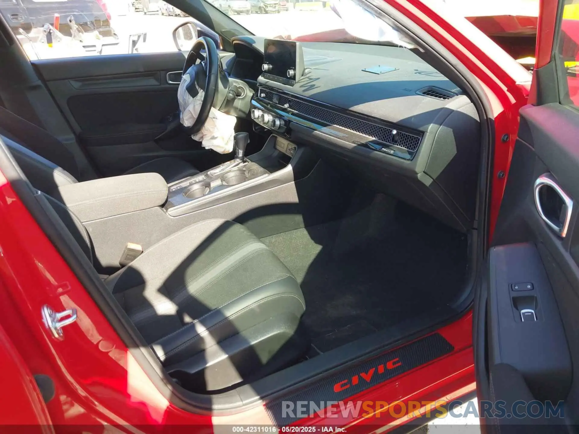 5 Photograph of a damaged car 19XFL2H81NE006251 HONDA CIVIC 2022