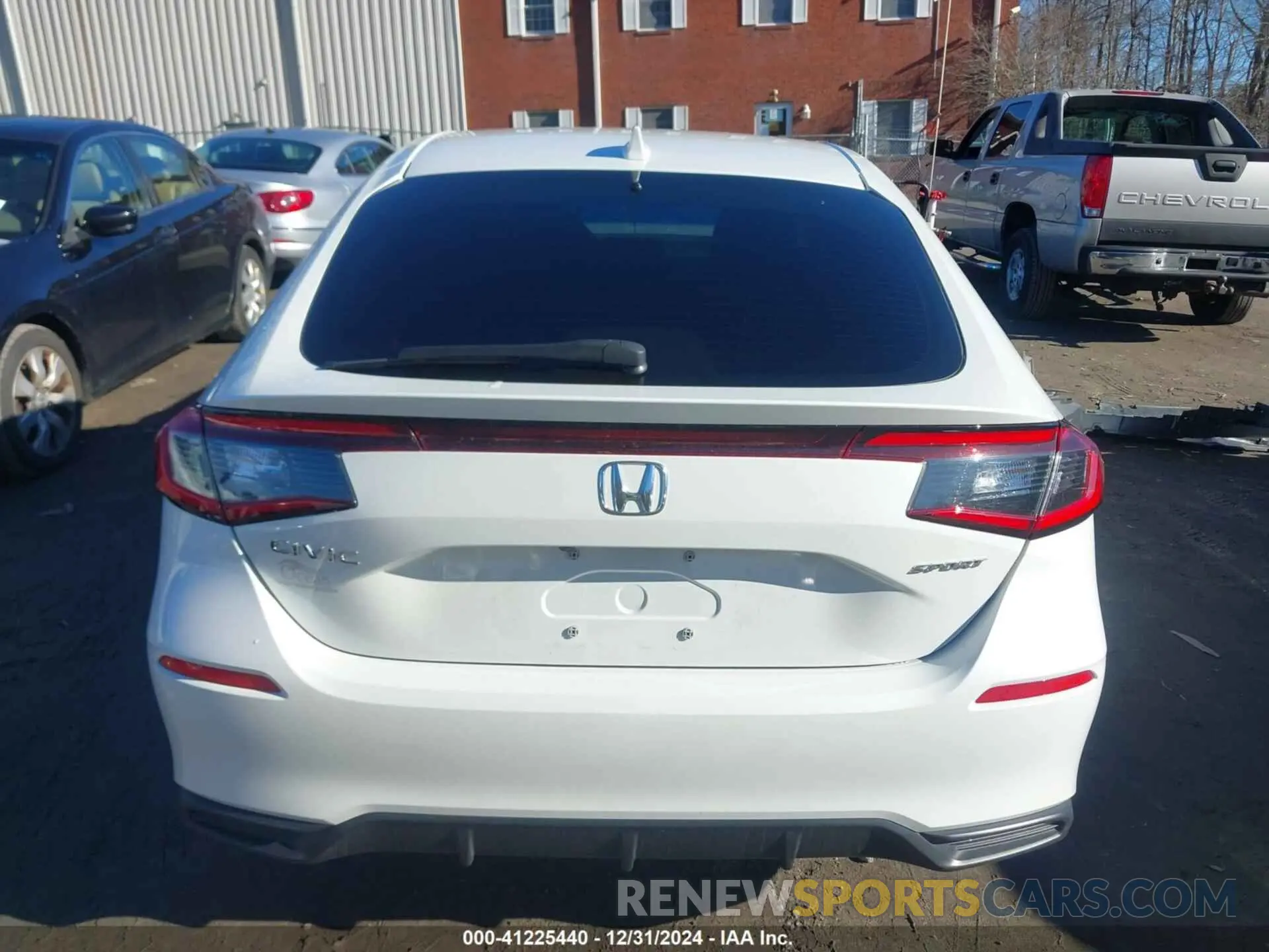 15 Photograph of a damaged car 19XFL2H81NE020344 HONDA CIVIC 2022