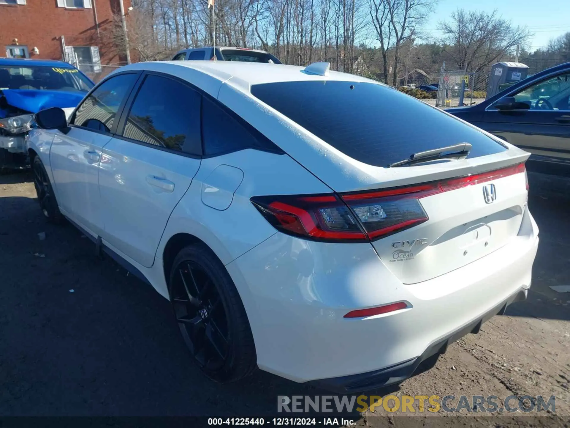 3 Photograph of a damaged car 19XFL2H81NE020344 HONDA CIVIC 2022