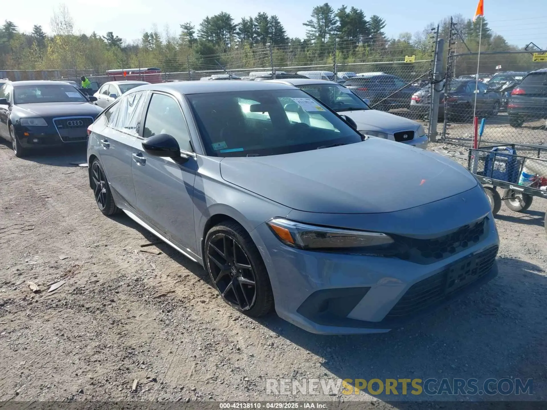 12 Photograph of a damaged car 19XFL2H82NE013600 HONDA CIVIC 2022