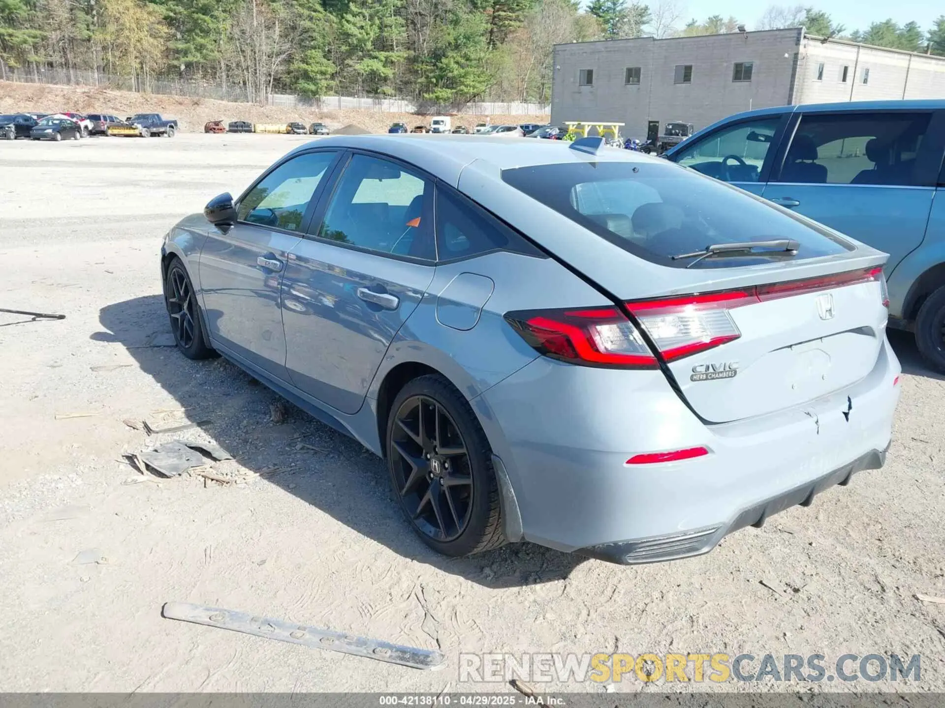 13 Photograph of a damaged car 19XFL2H82NE013600 HONDA CIVIC 2022