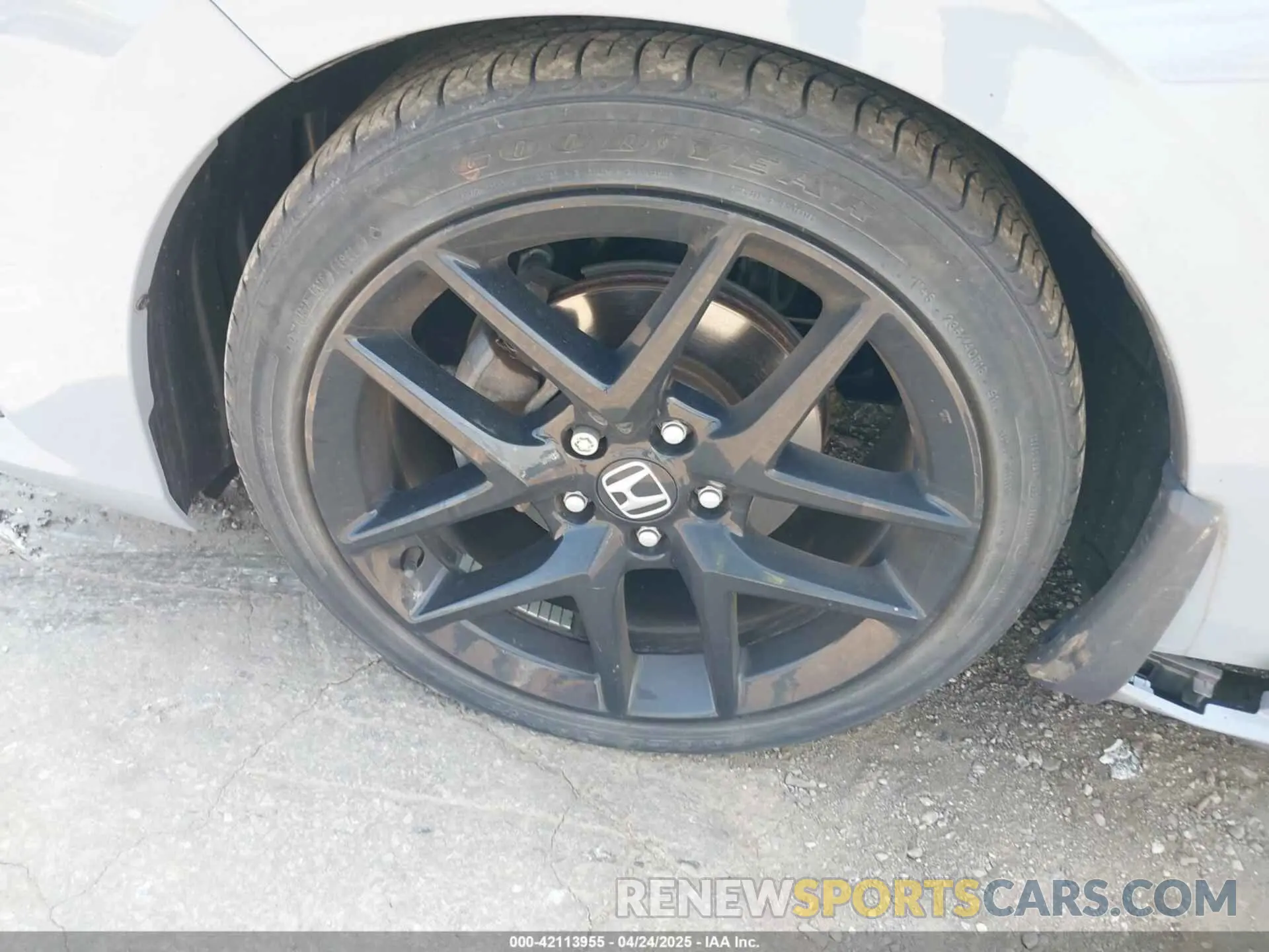 12 Photograph of a damaged car 19XFL2H83NE007689 HONDA CIVIC 2022