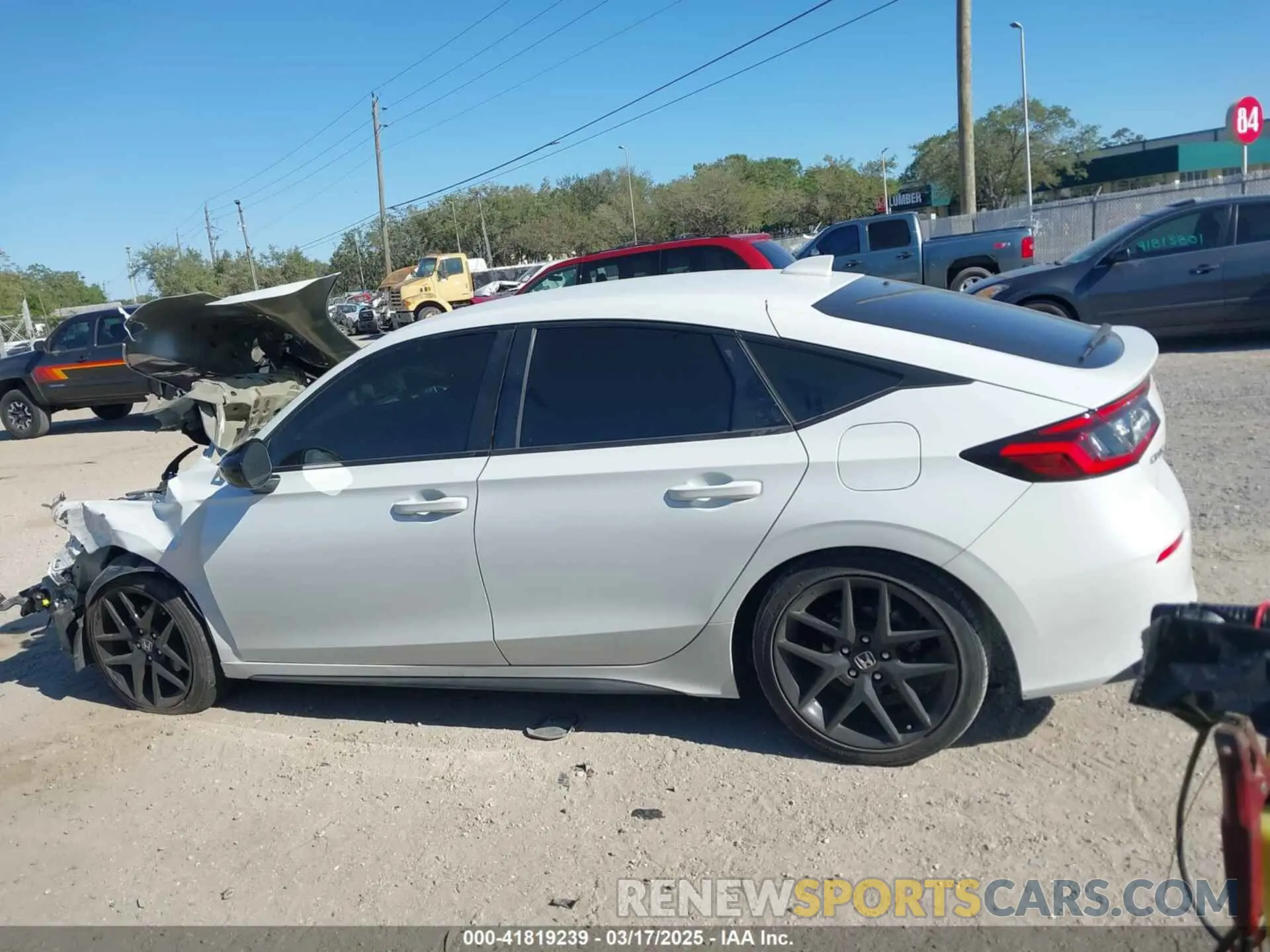 15 Photograph of a damaged car 19XFL2H83NE010656 HONDA CIVIC 2022