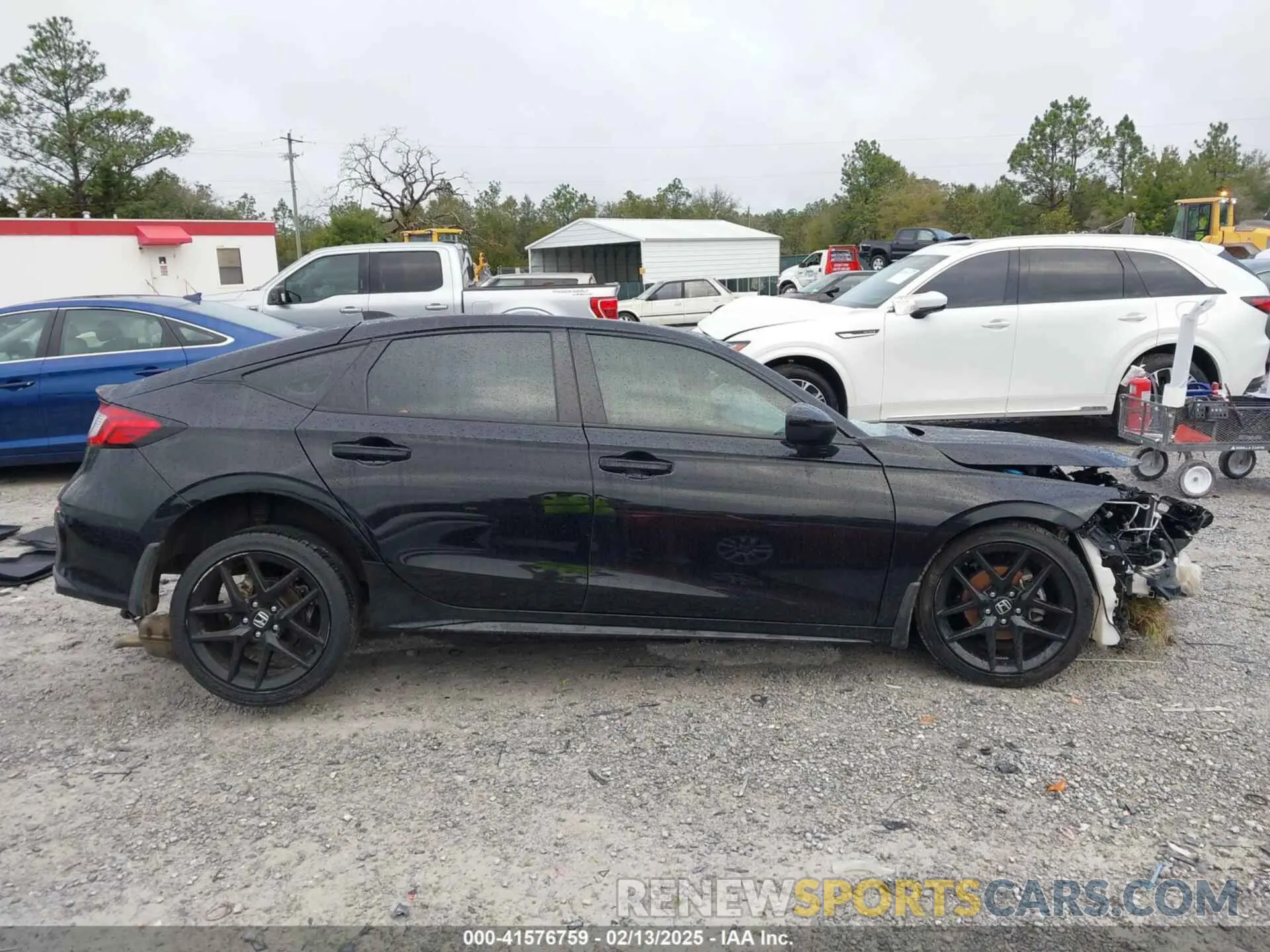12 Photograph of a damaged car 19XFL2H83NE011130 HONDA CIVIC 2022